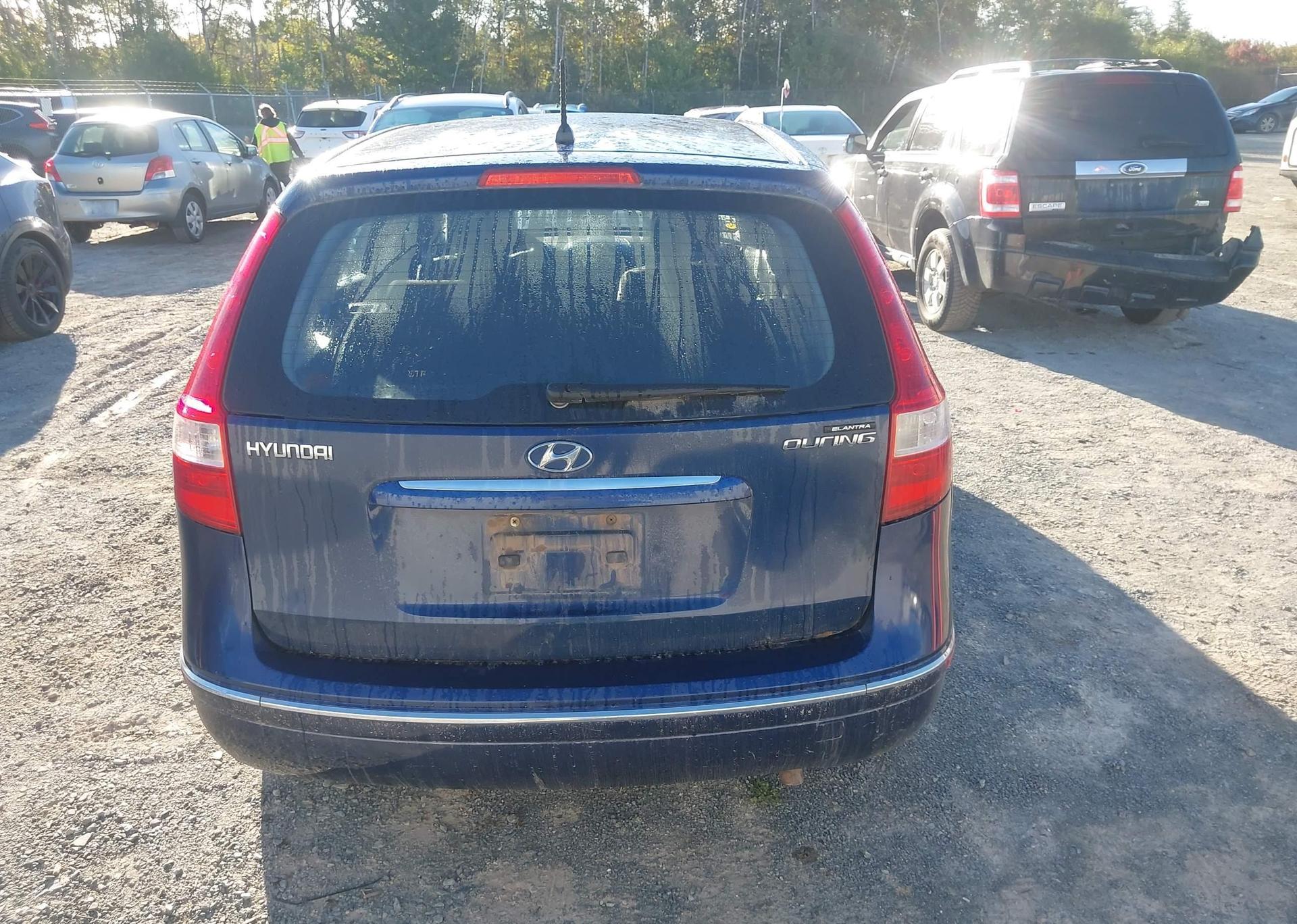 2011 HYUNDAI ELANTRA TOURING GL