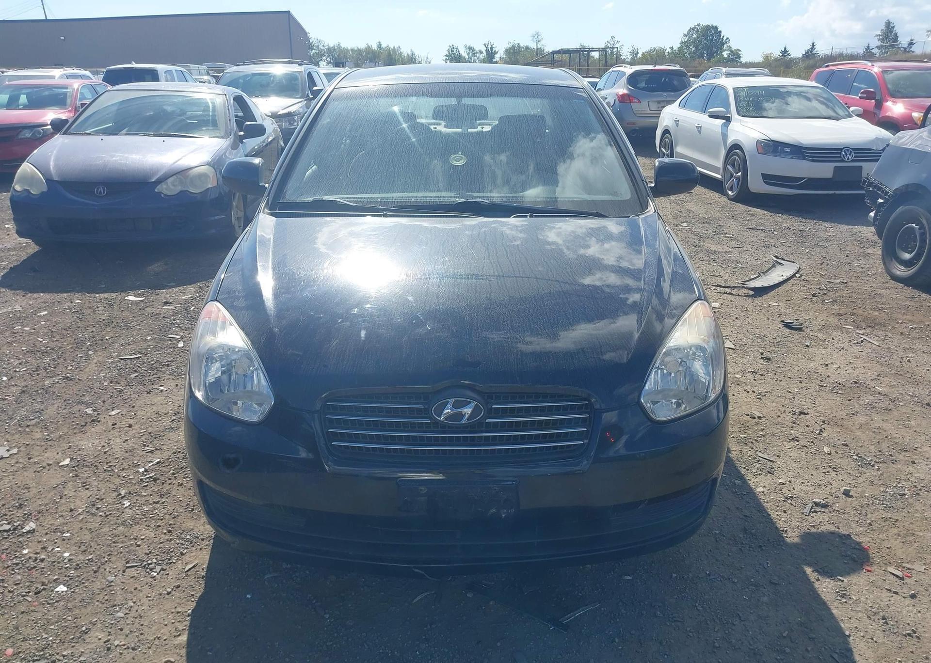 2010 HYUNDAI ACCENT GL