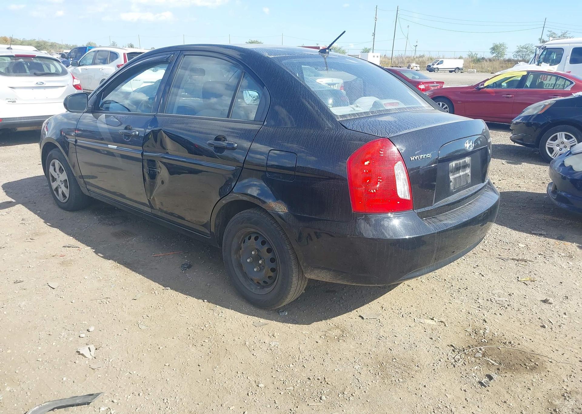 2010 HYUNDAI ACCENT GL