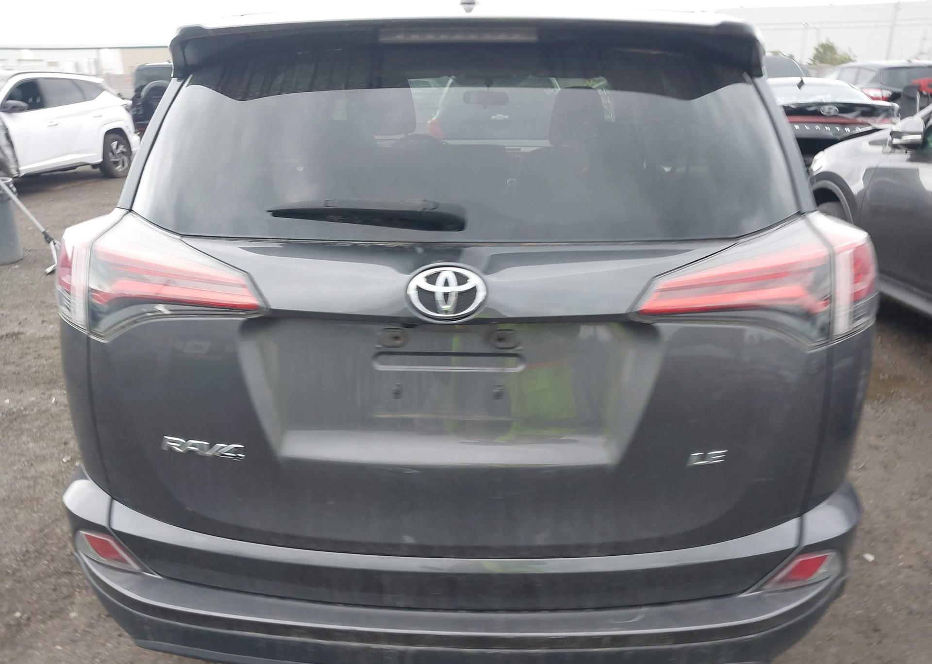 2016 TOYOTA RAV4 LE