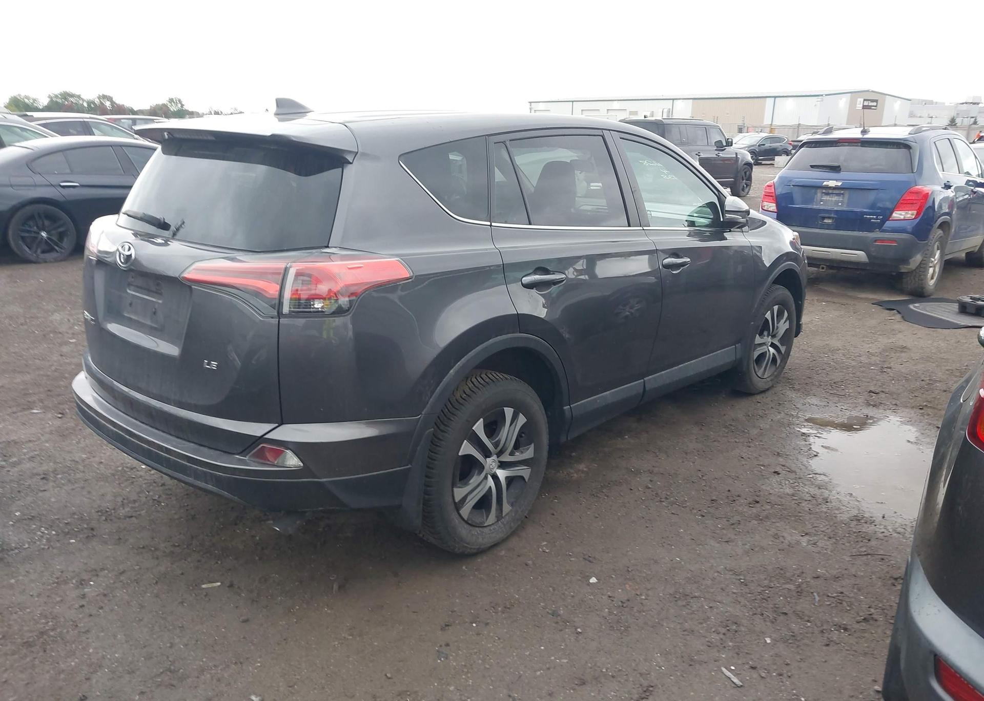 2016 TOYOTA RAV4 LE