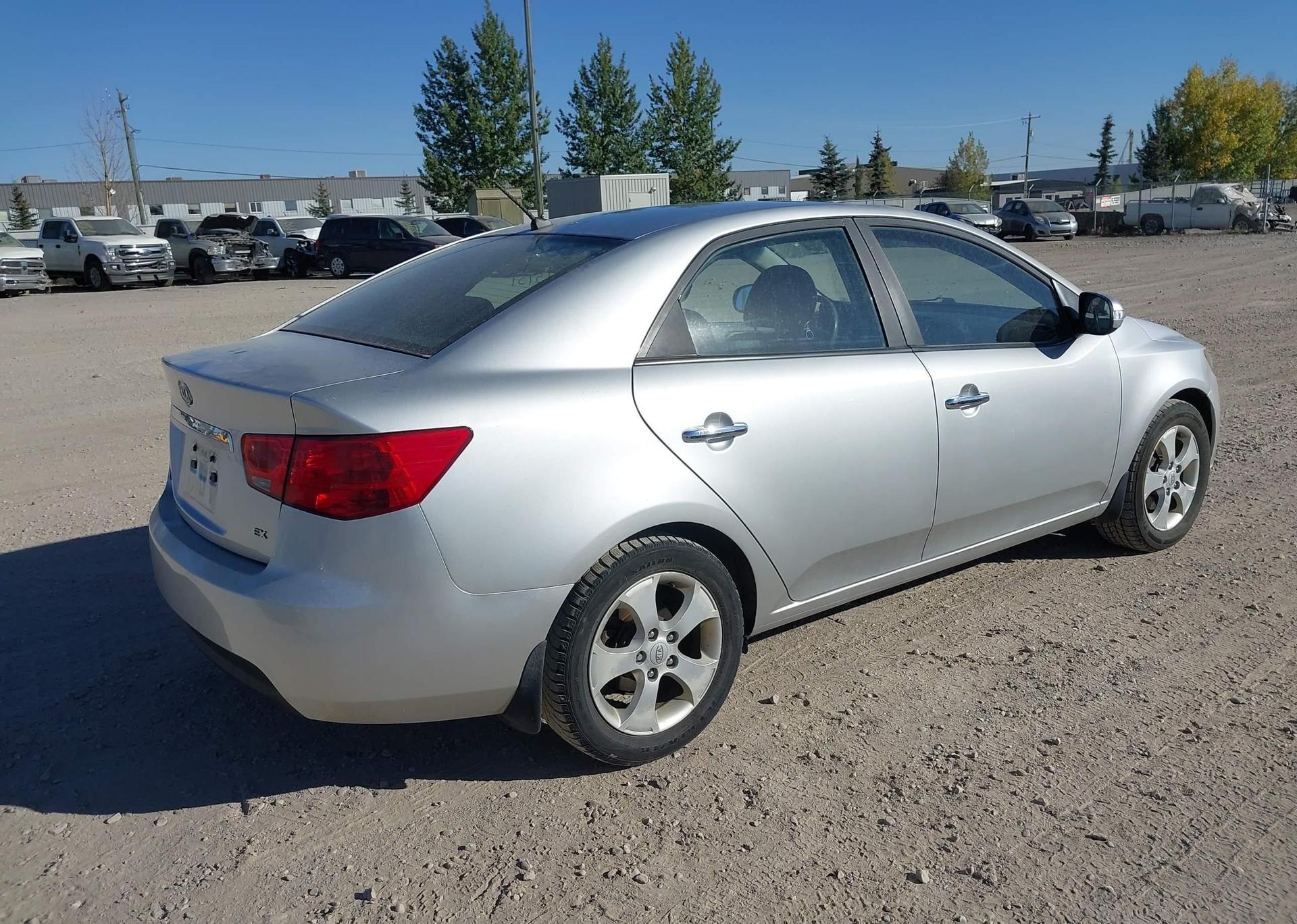 2010 KIA FORTE EX