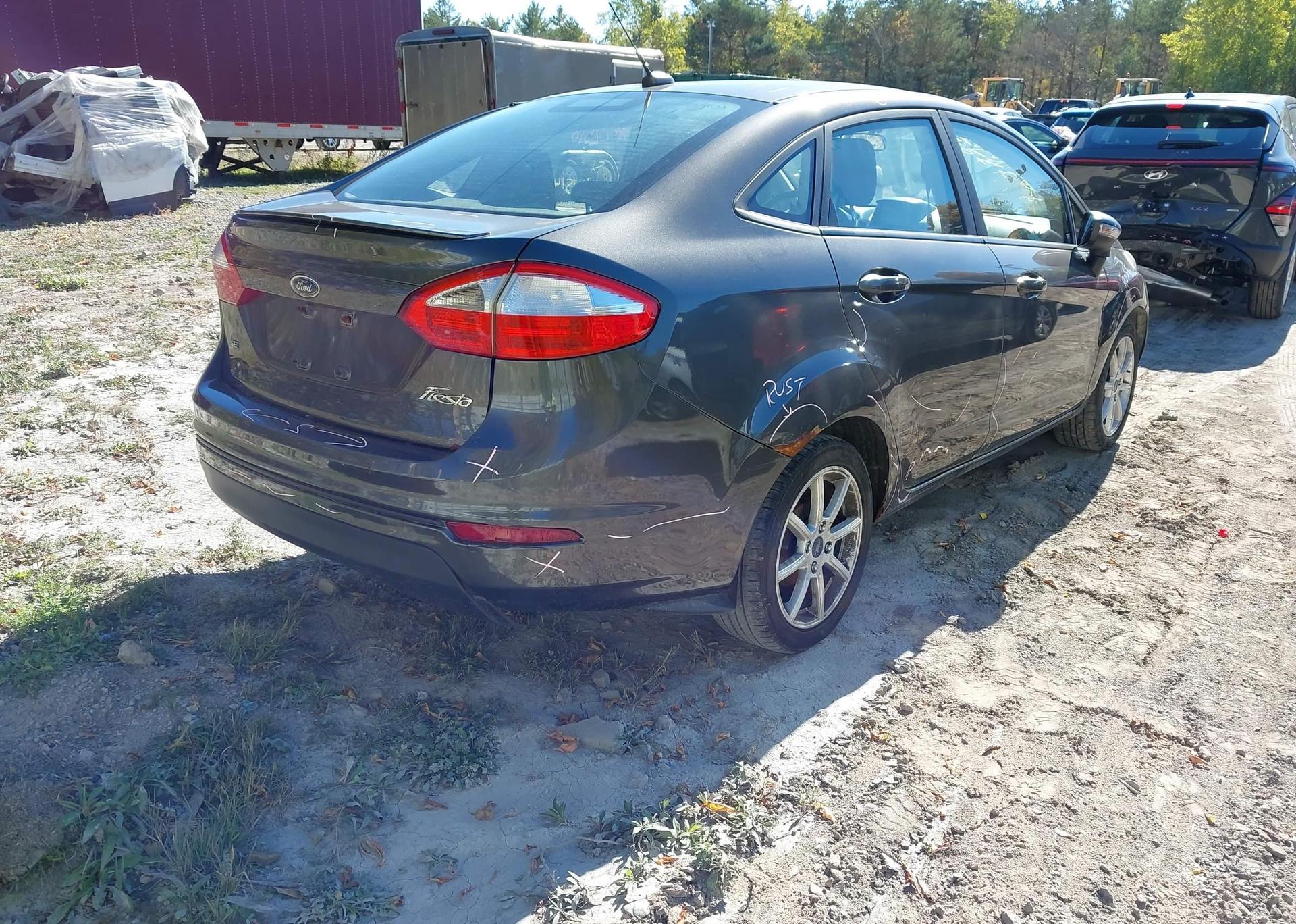 2016 FORD FIESTA SE