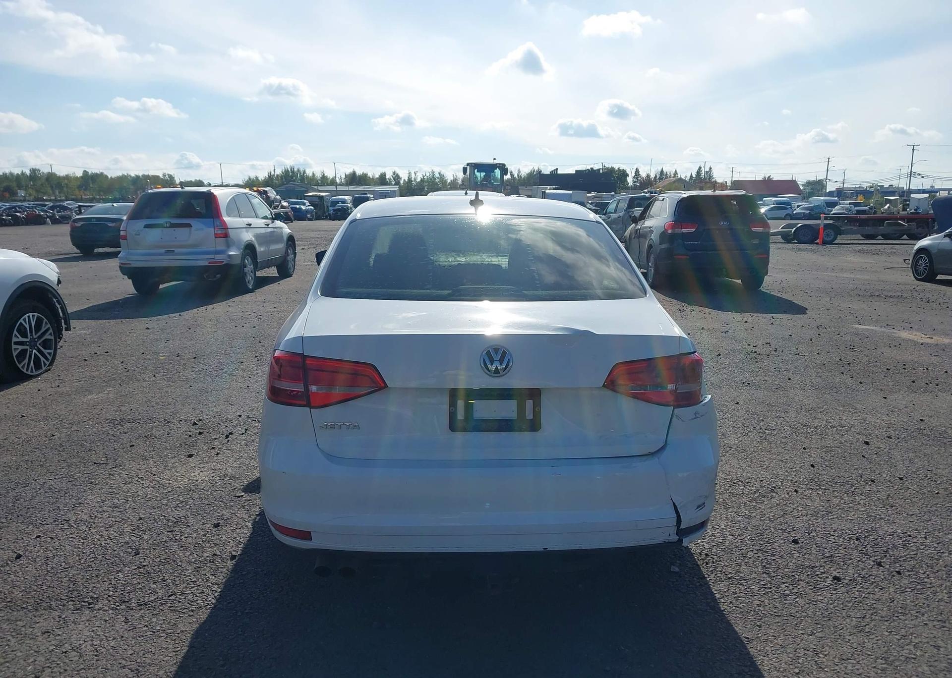 2015 VOLKSWAGEN JETTA S