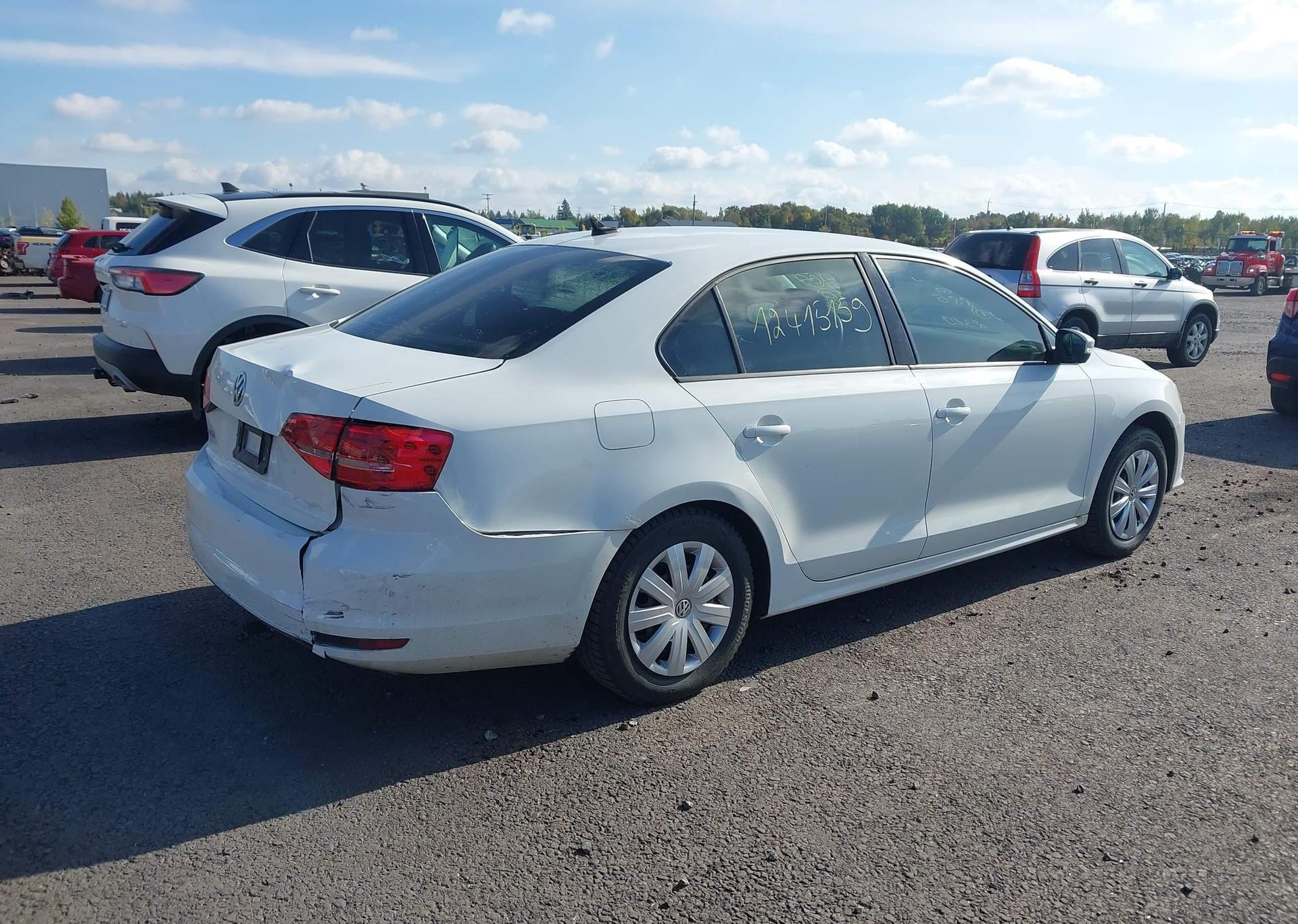 2015 VOLKSWAGEN JETTA S