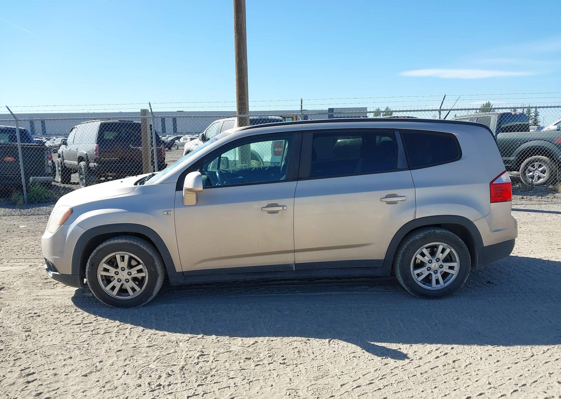 2012 CHEVROLET ORLANDO LT