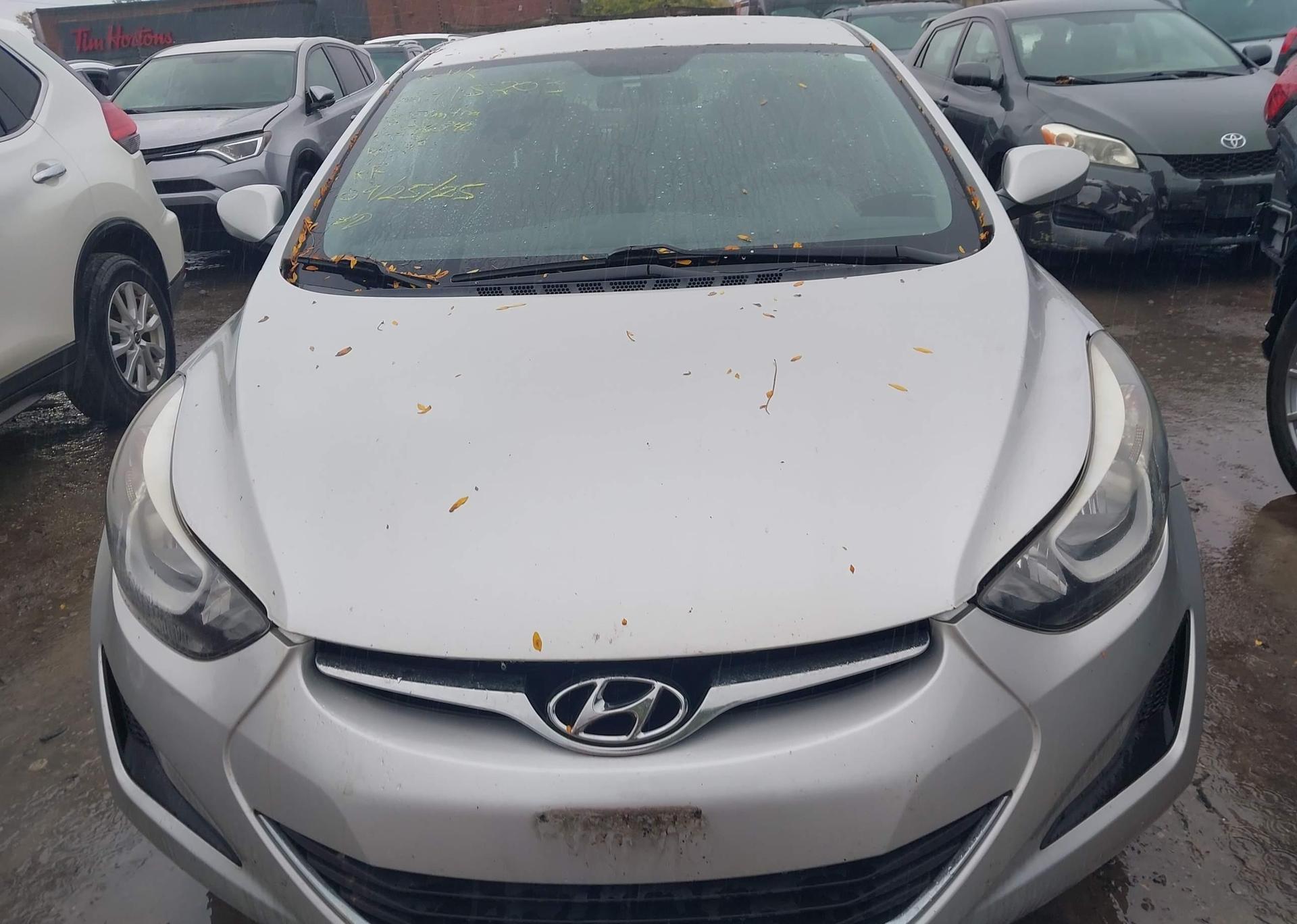 2015 HYUNDAI ELANTRA SE