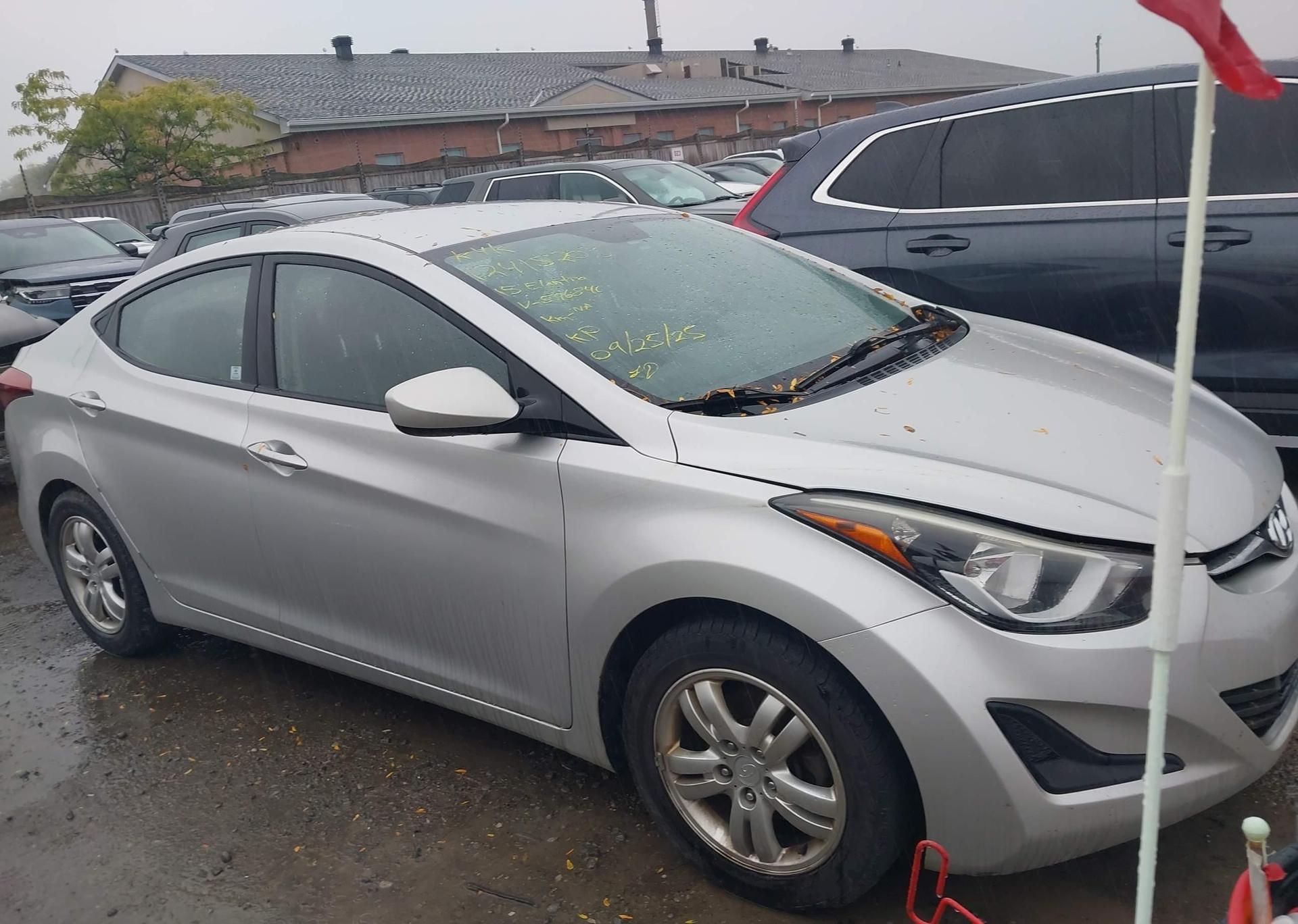 2015 HYUNDAI ELANTRA SE