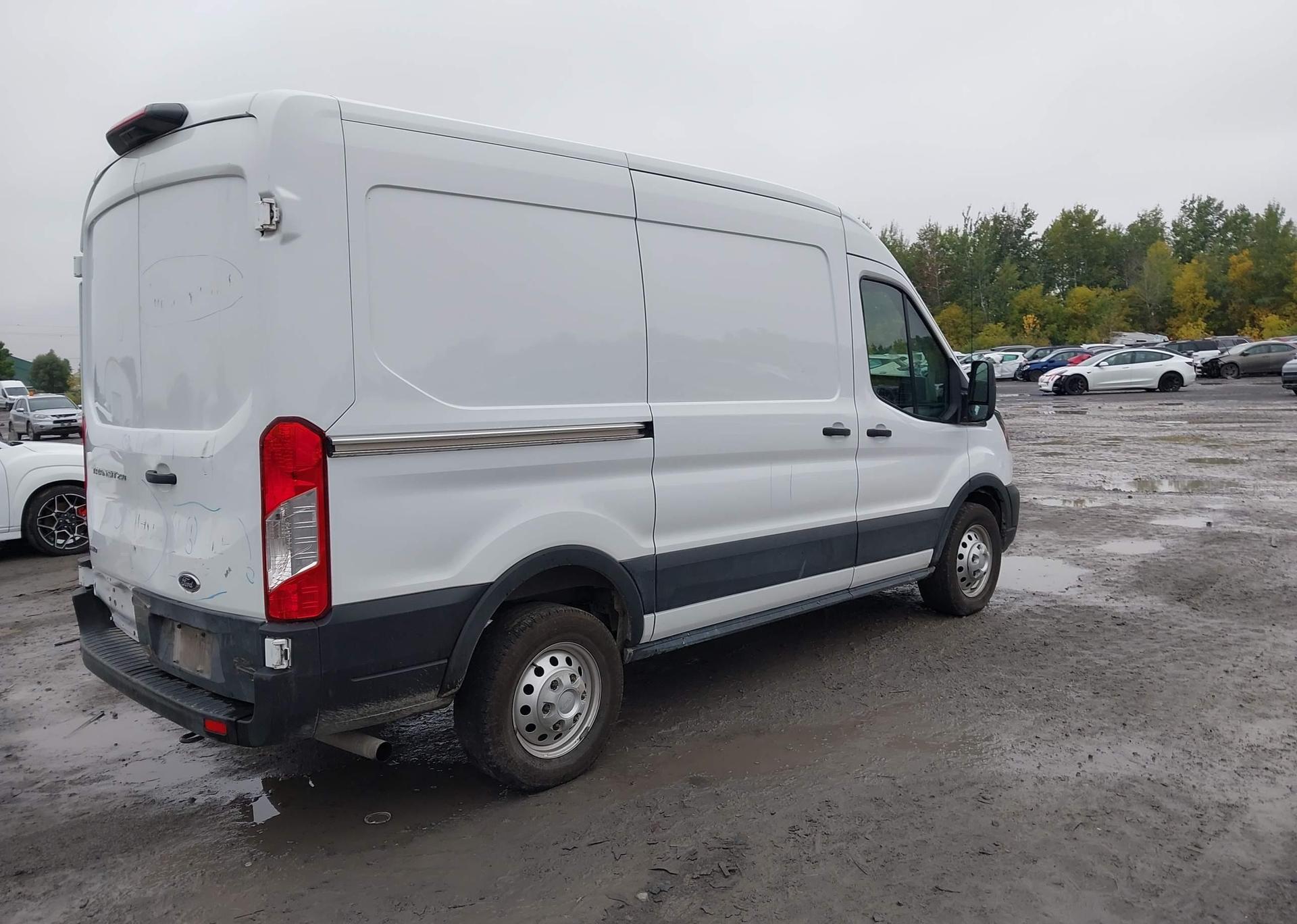 2023 FORD transit t-250