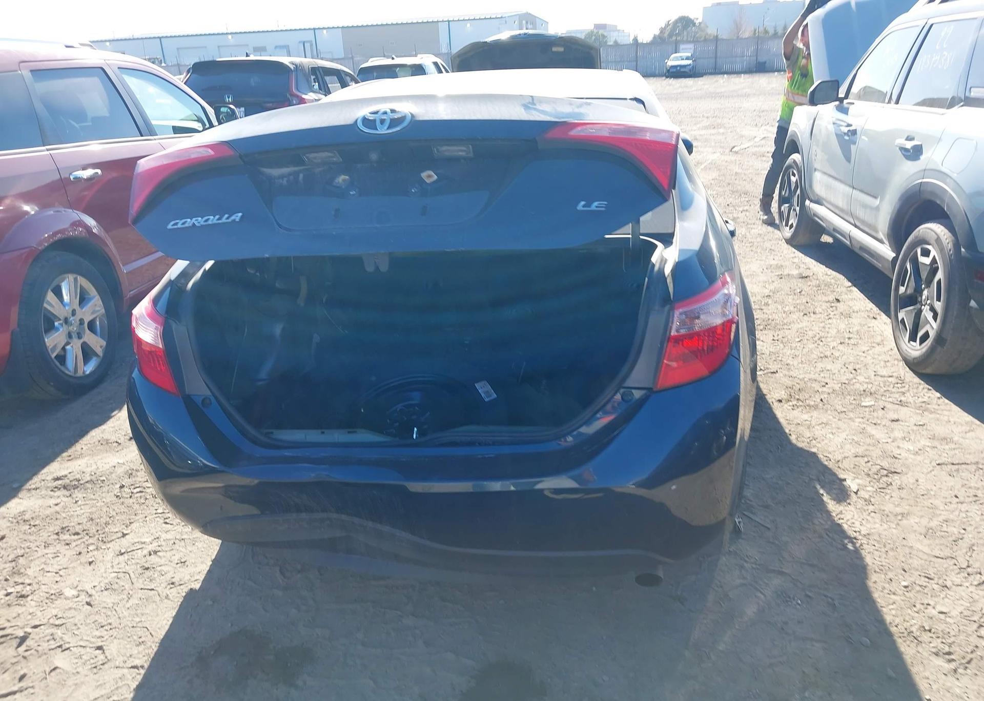 2018 TOYOTA COROLLA LE