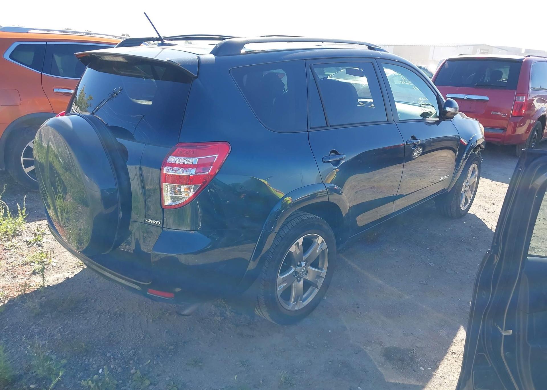 2011 TOYOTA RAV4