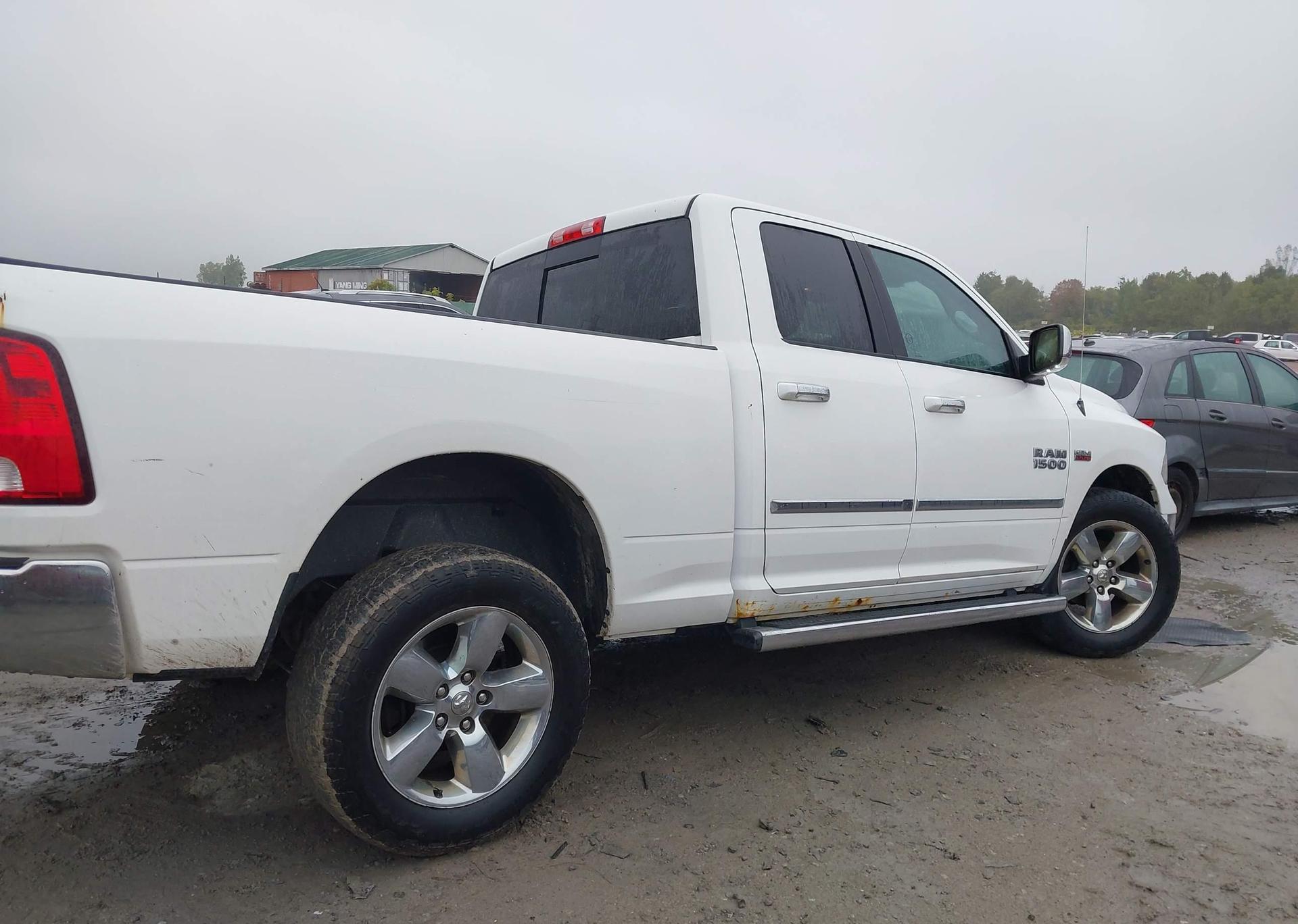 2014 RAM 1500 SLT