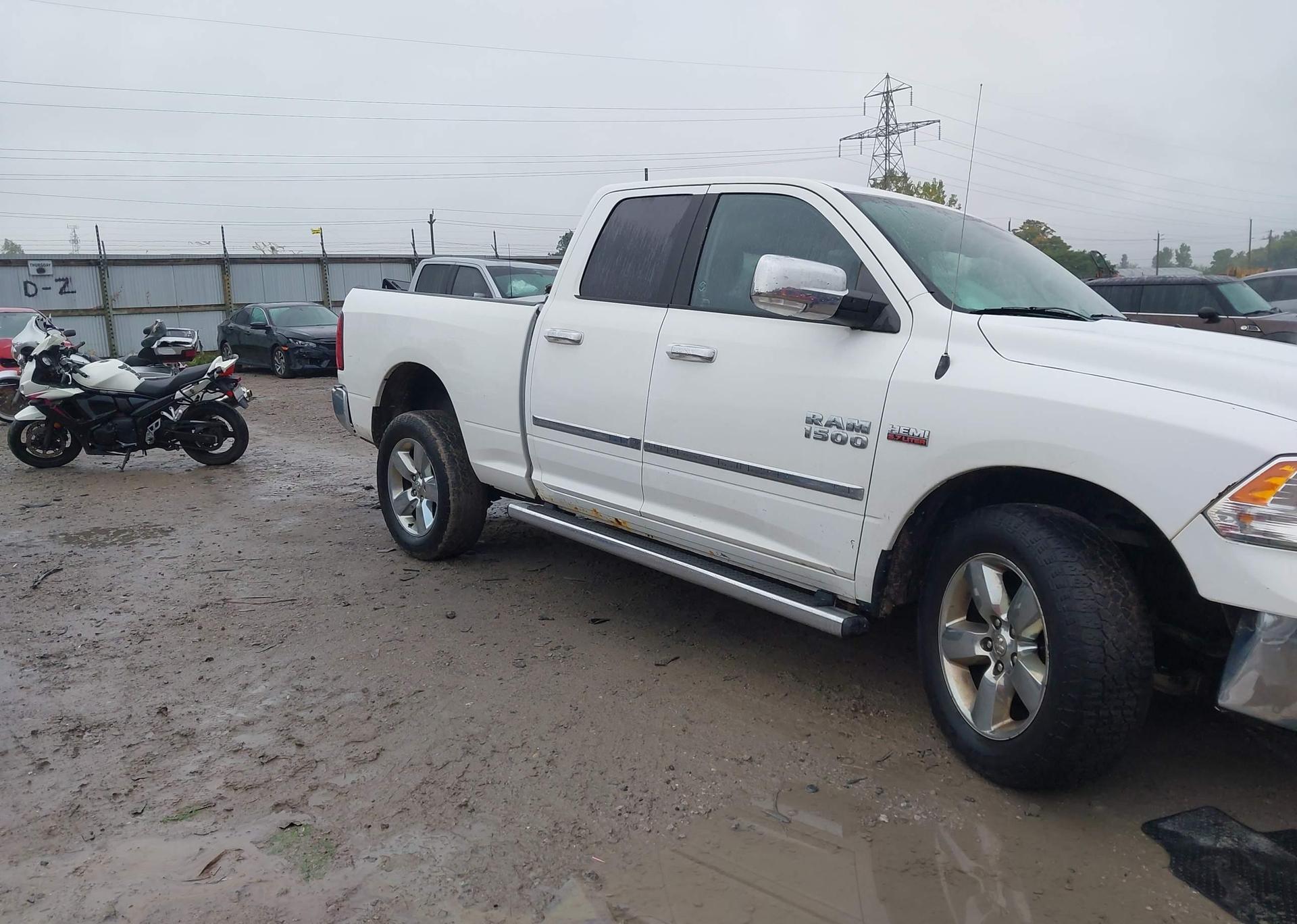 2014 RAM 1500 SLT