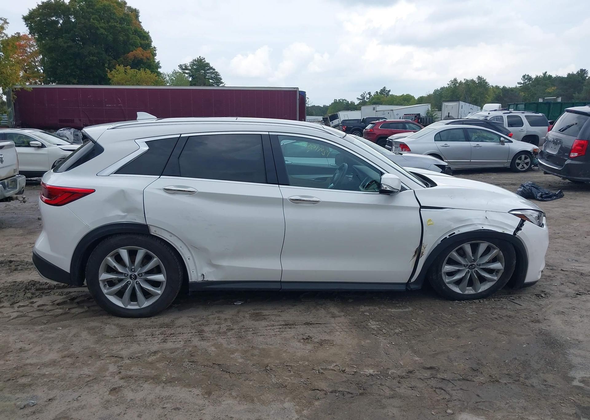 2019 INFINITI QX50 ESSENTIAL