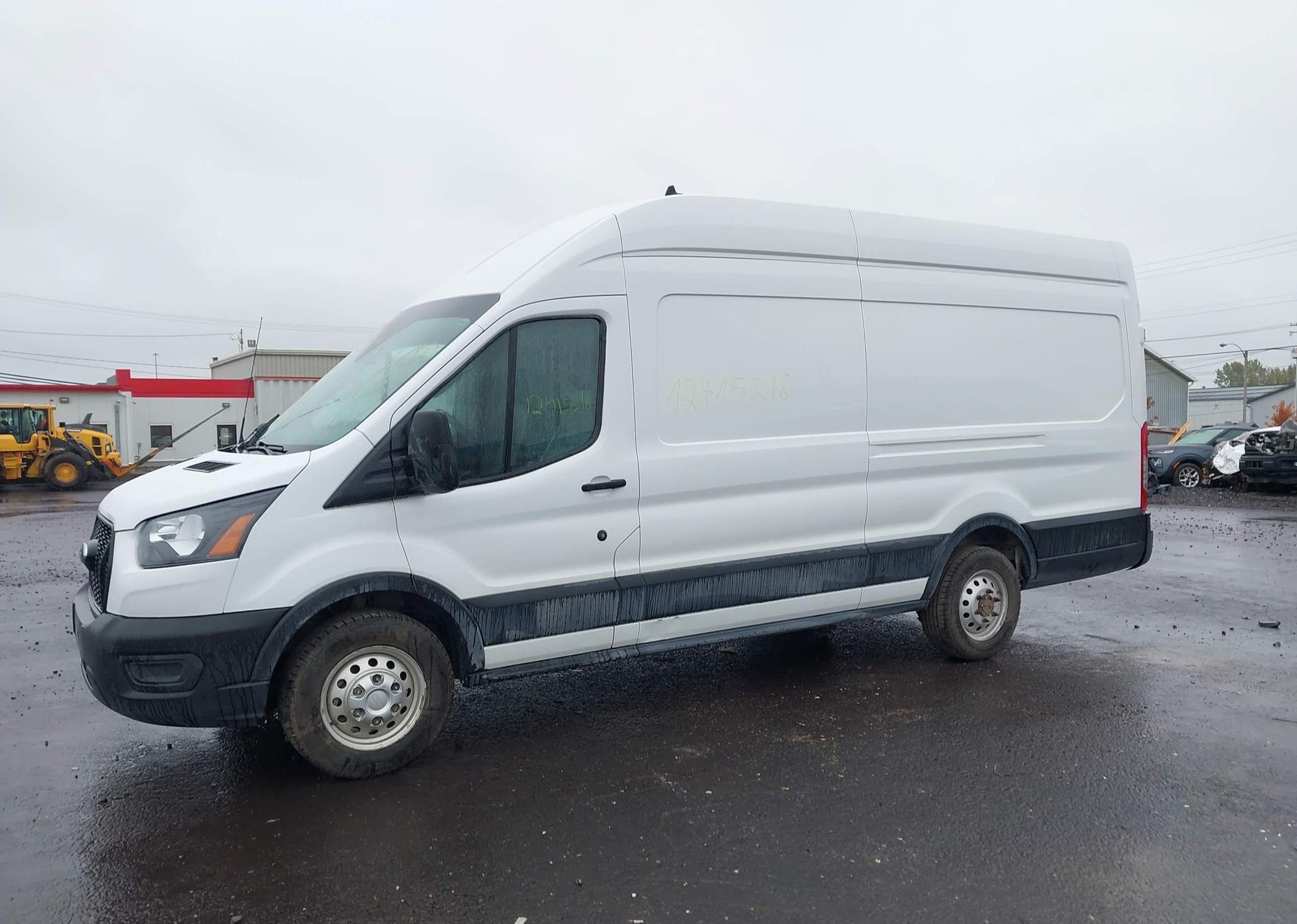 2023 FORD transit t-250