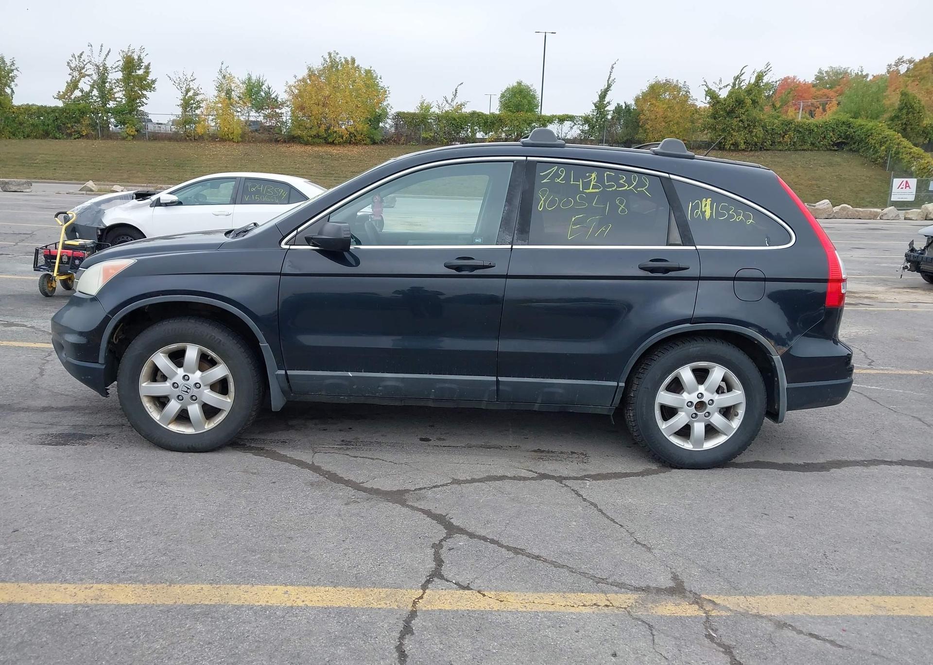 2010 HONDA CR-V LX