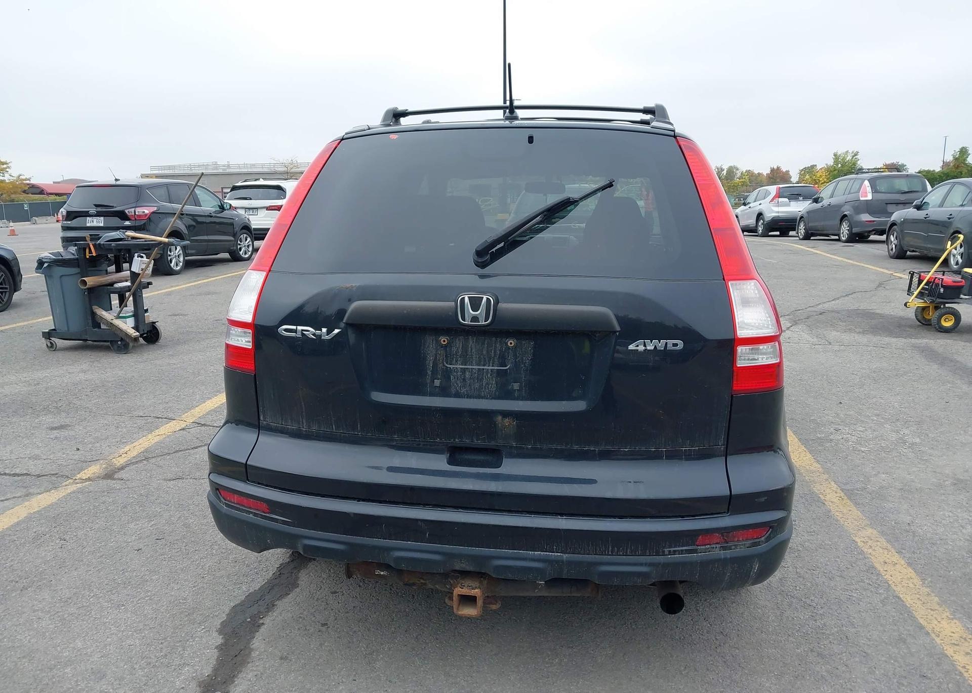2010 HONDA CR-V LX