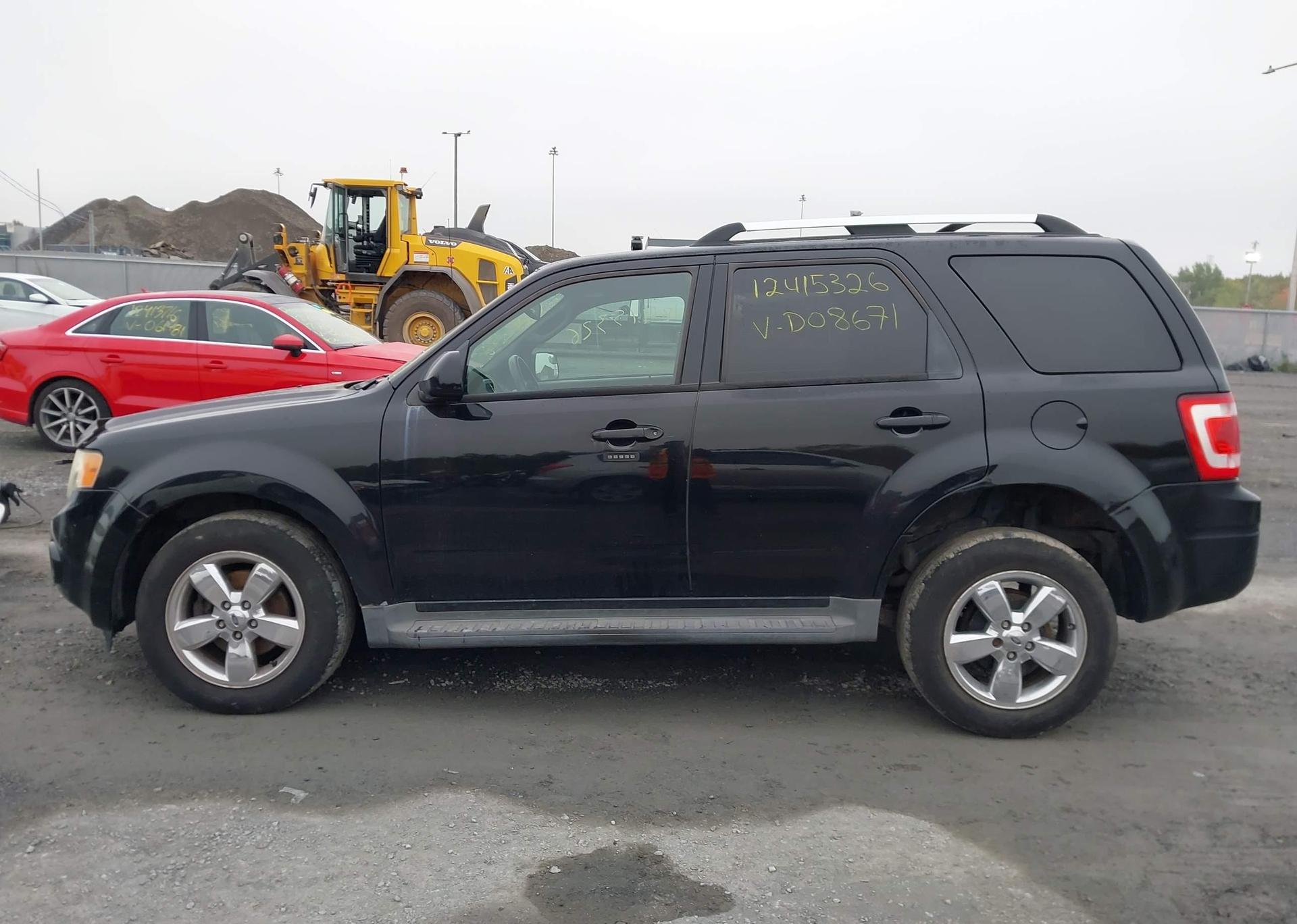 2010 FORD ESCAPE LIMITED