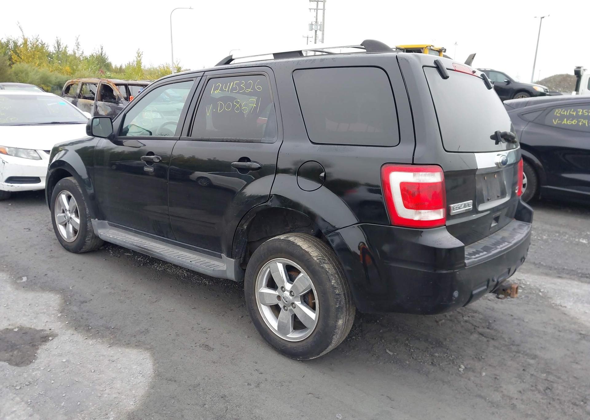 2010 FORD ESCAPE LIMITED