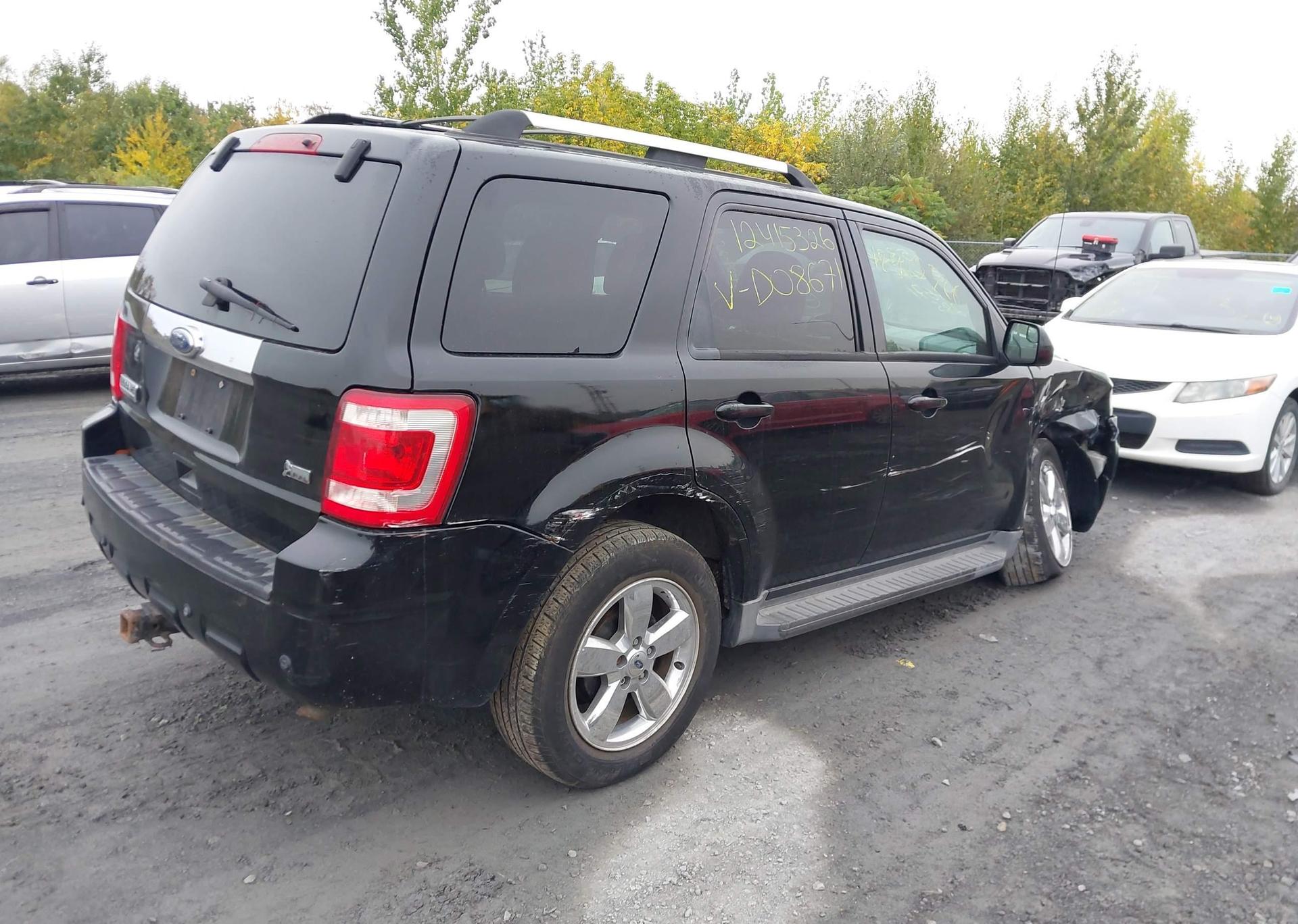 2010 FORD ESCAPE LIMITED