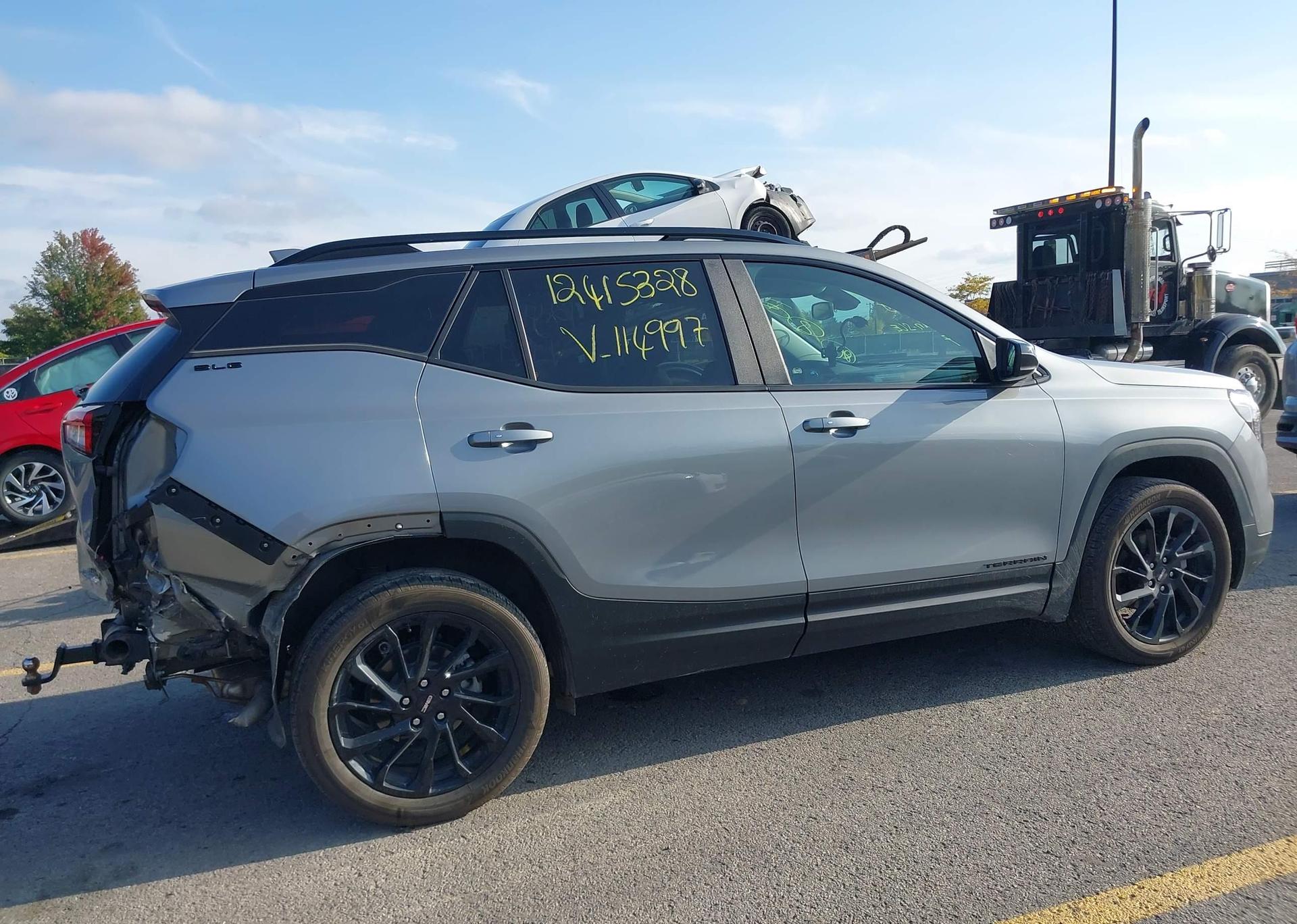2023 GMC TERRAIN SLE