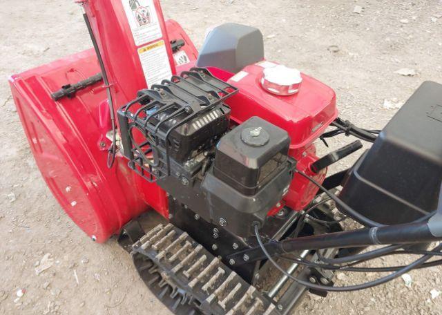 1900 HONDA snowblower