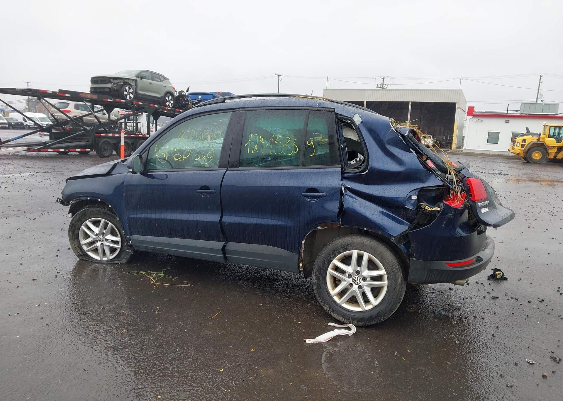 2014 VOLKSWAGEN TIGUAN COMFORTLINE