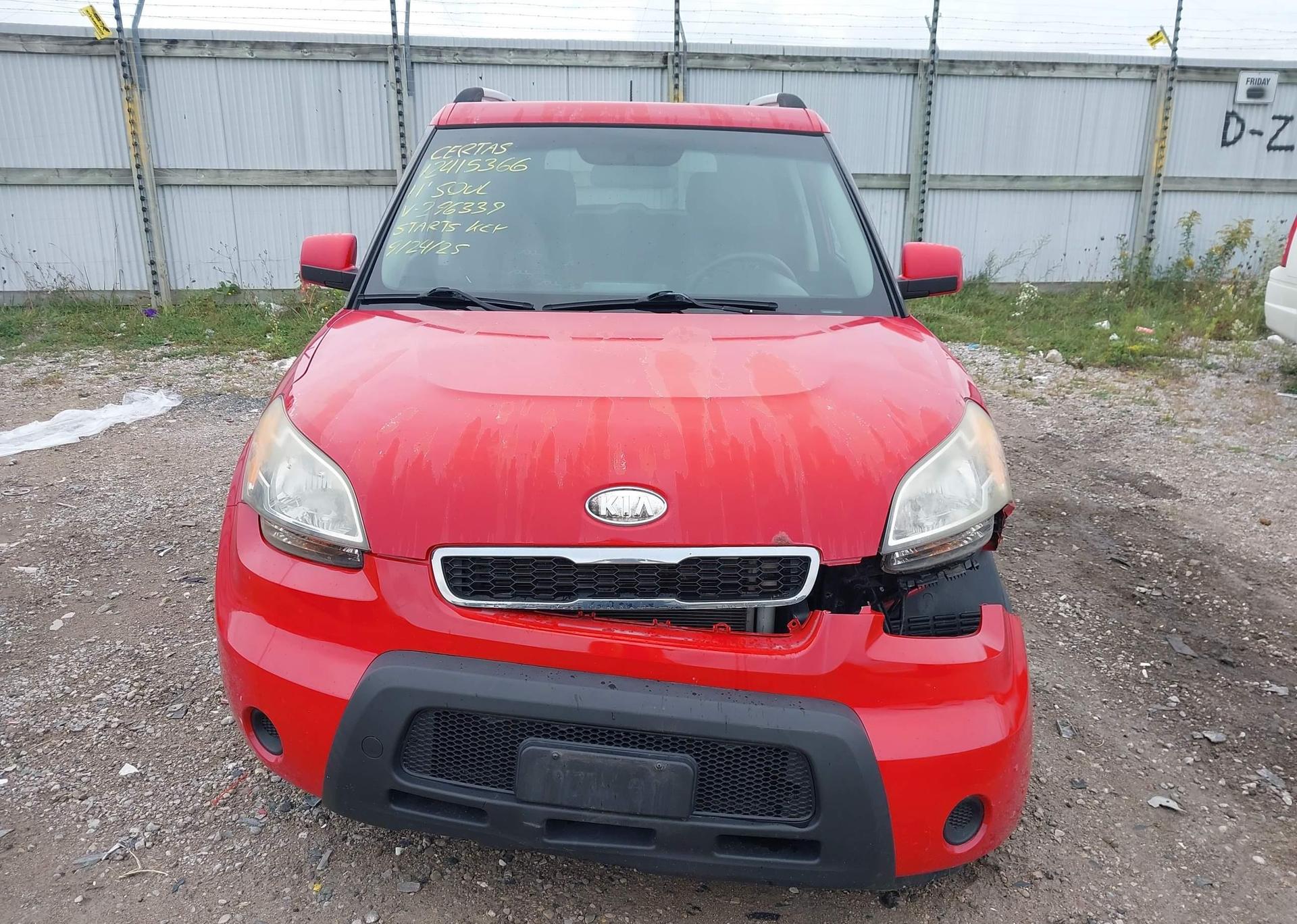 2011 KIA SOUL +