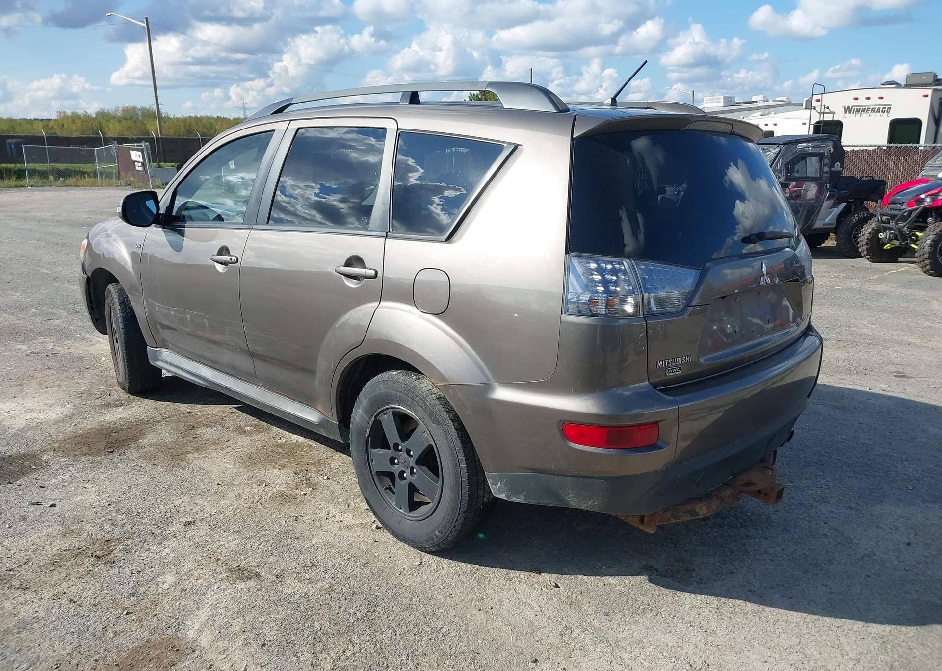 2012 MITSUBISHI outlander