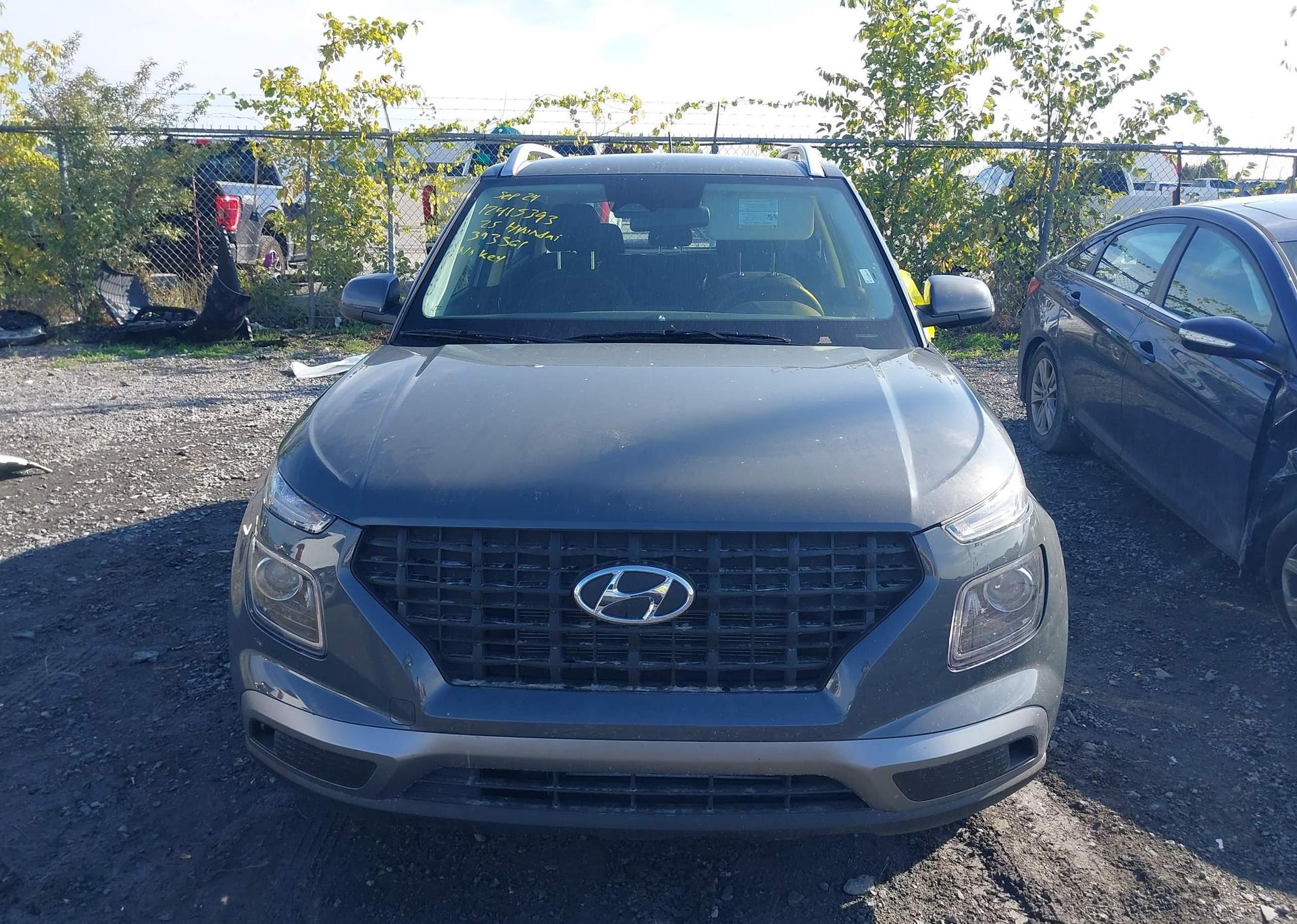2025 HYUNDAI VENUE SEL