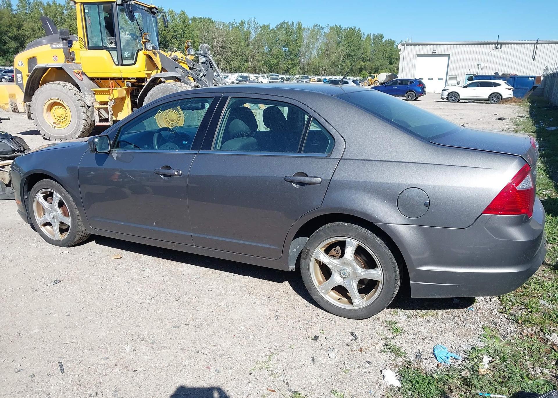2012 FORD FUSION SE