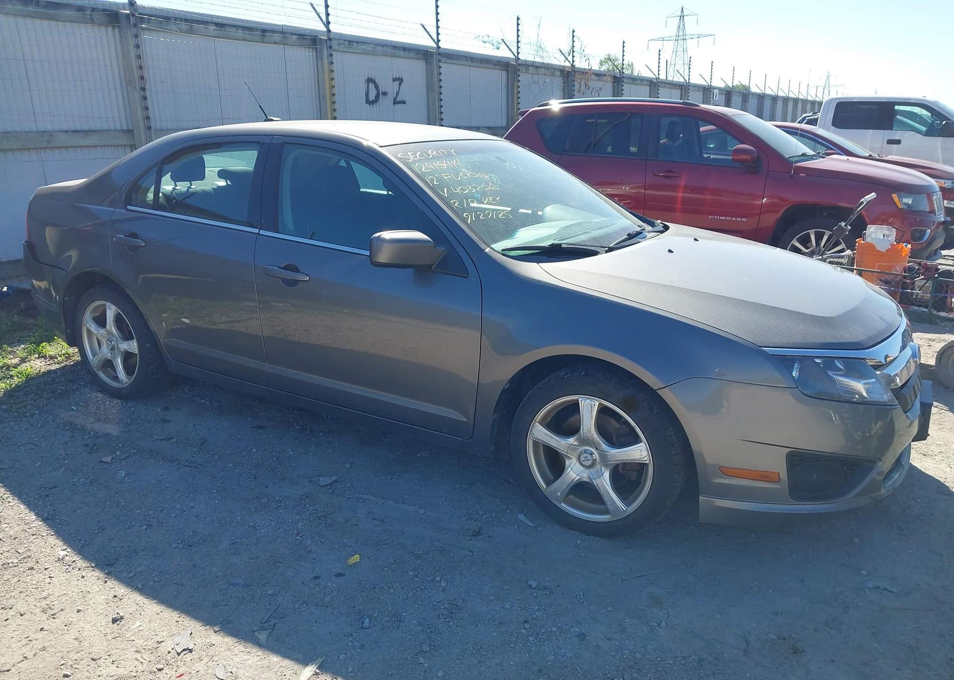 2012 FORD FUSION SE