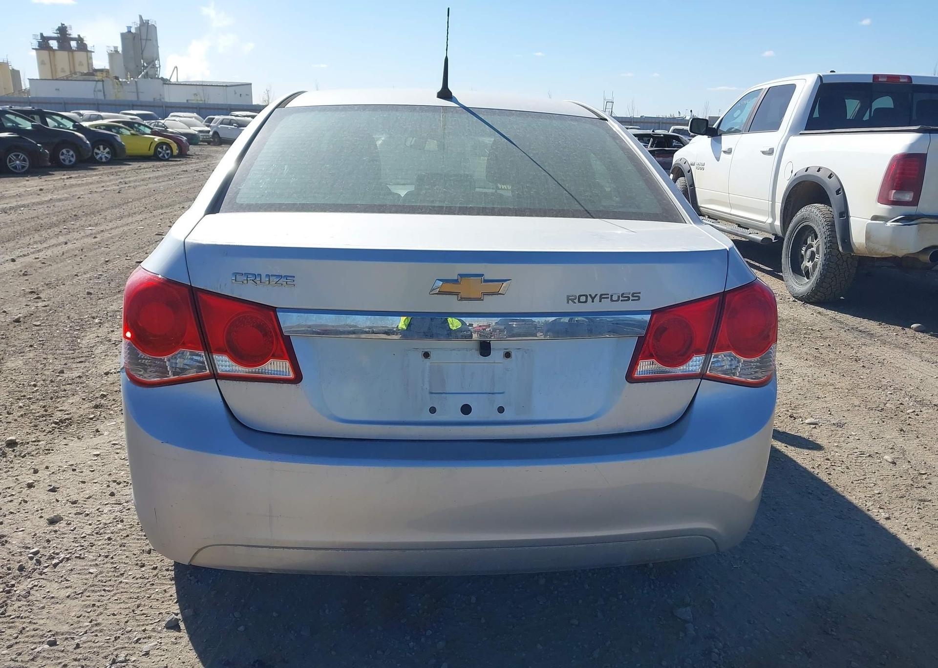 2011 CHEVROLET CRUZE LS