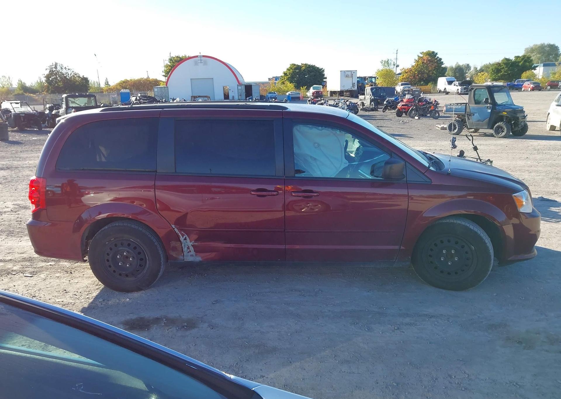2017 DODGE GRAND CARAVAN SE
