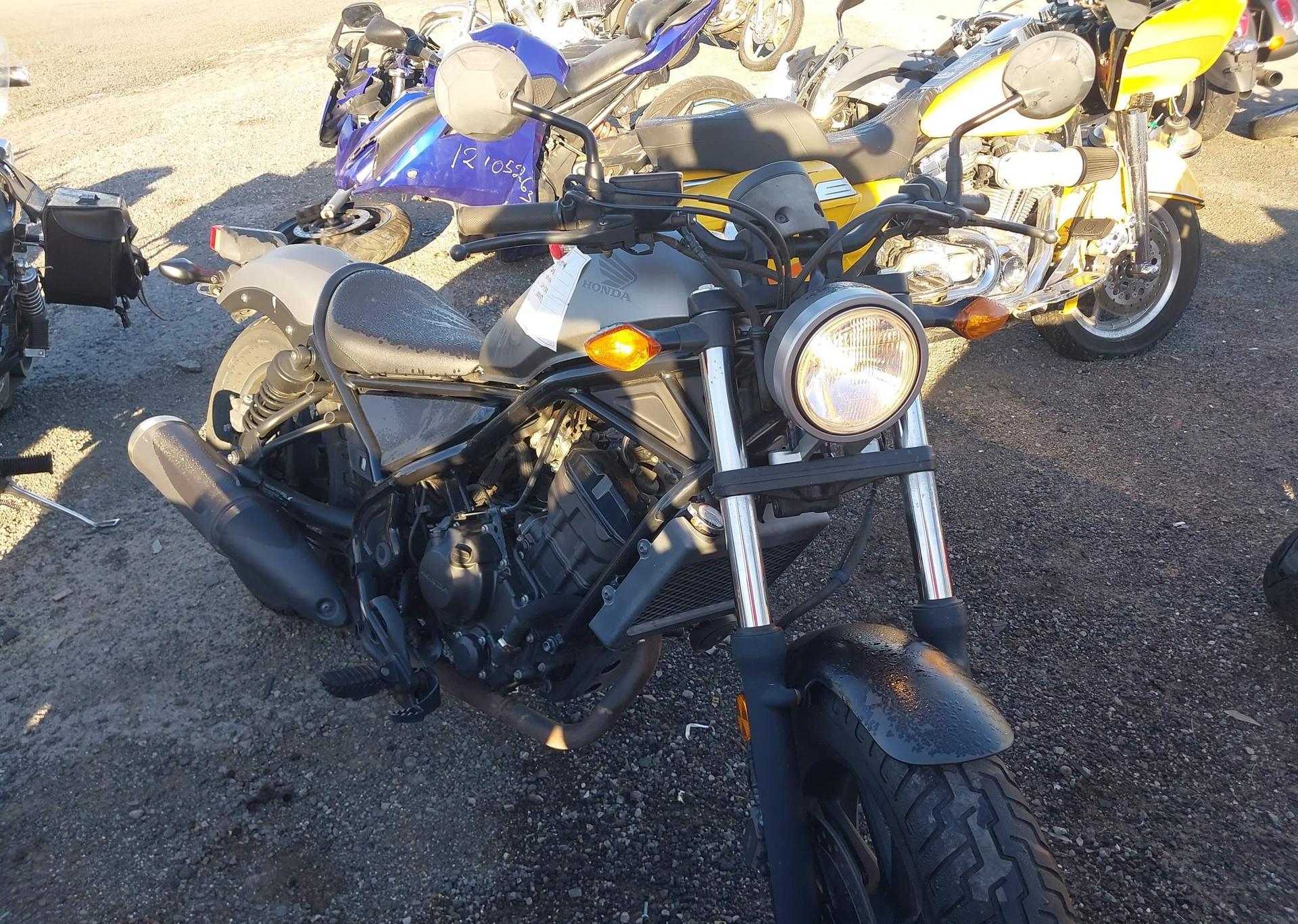 2018 HONDA CMX300 A