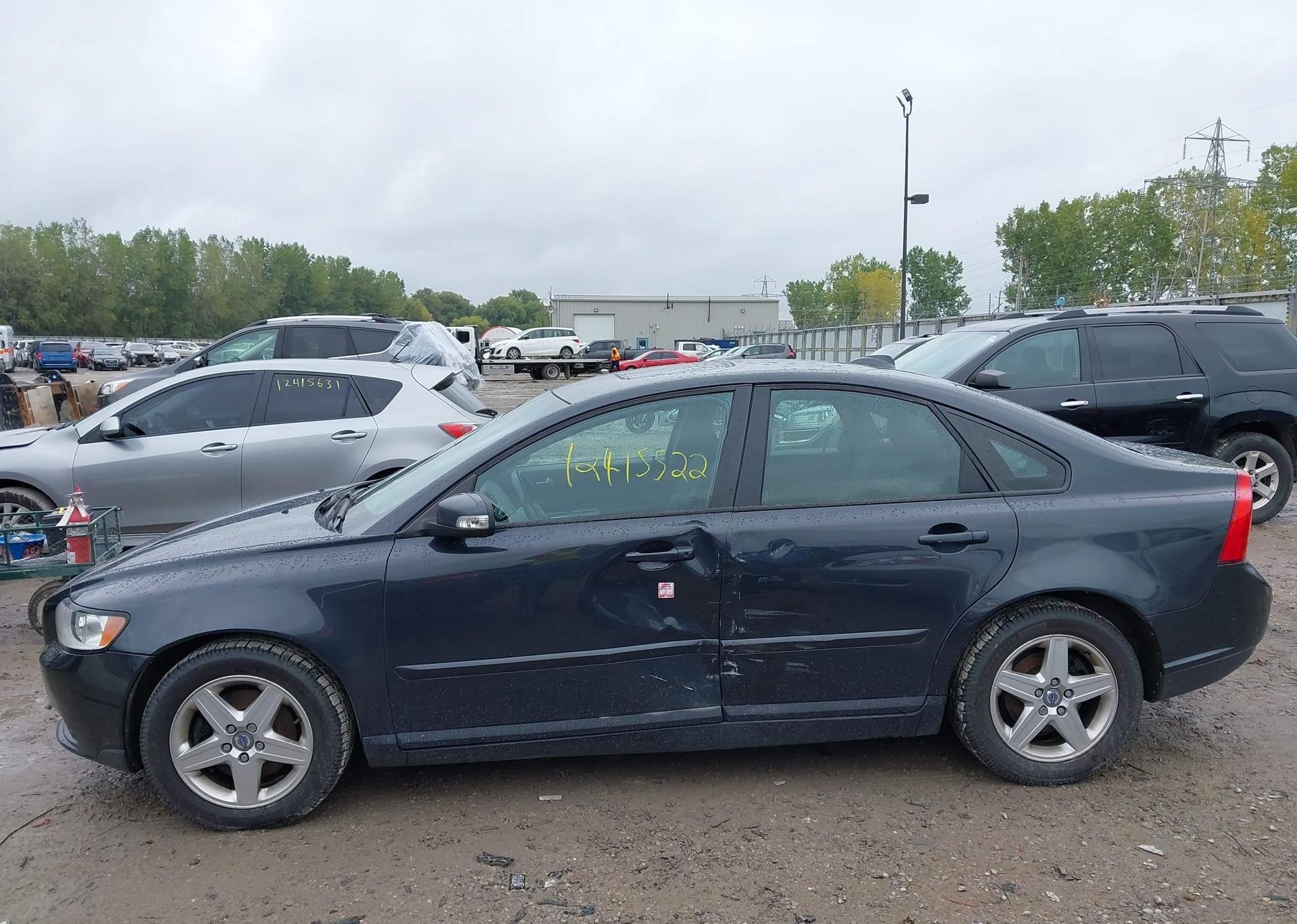 2010 VOLVO S40 2.4I