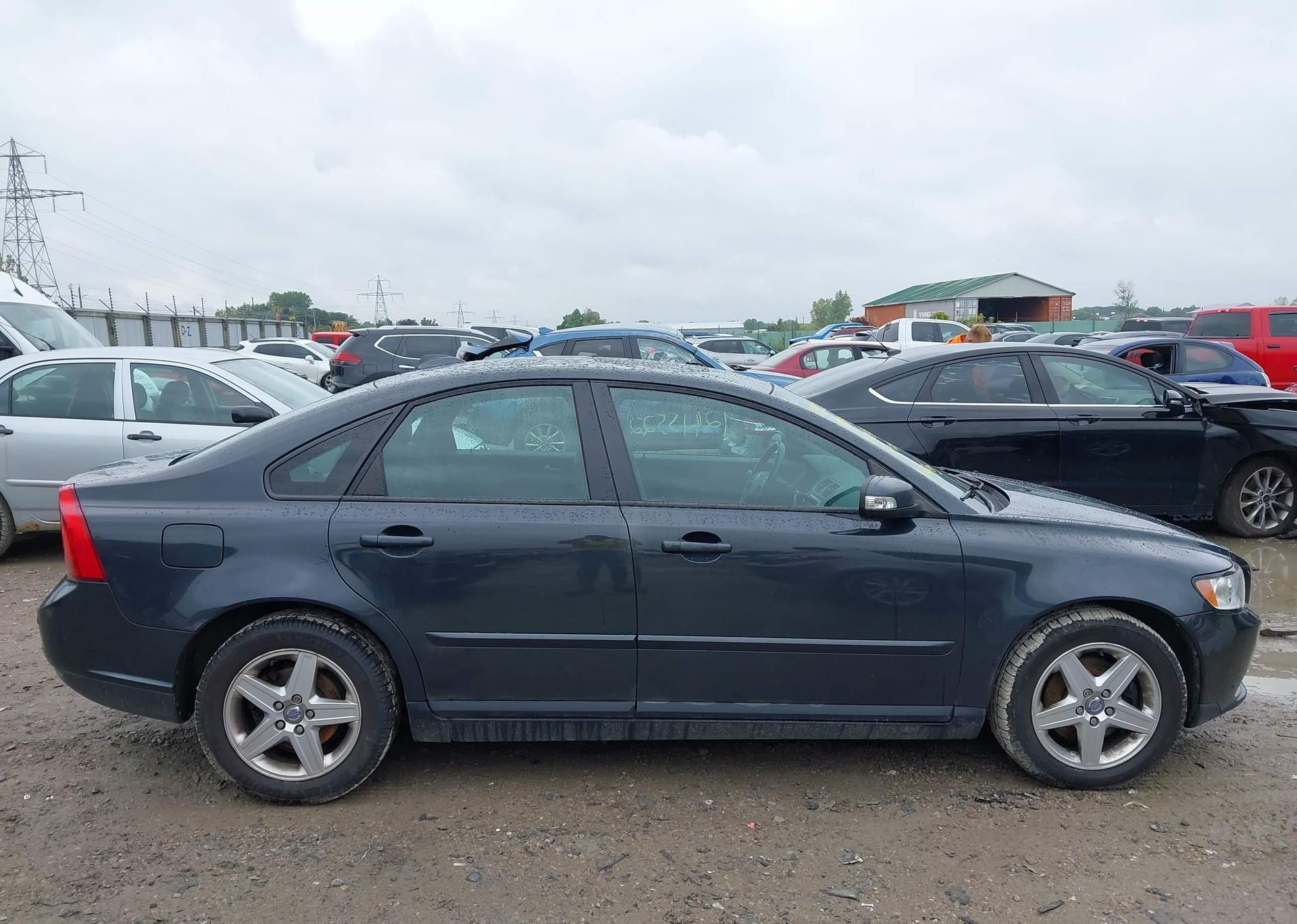 2010 VOLVO S40 2.4I