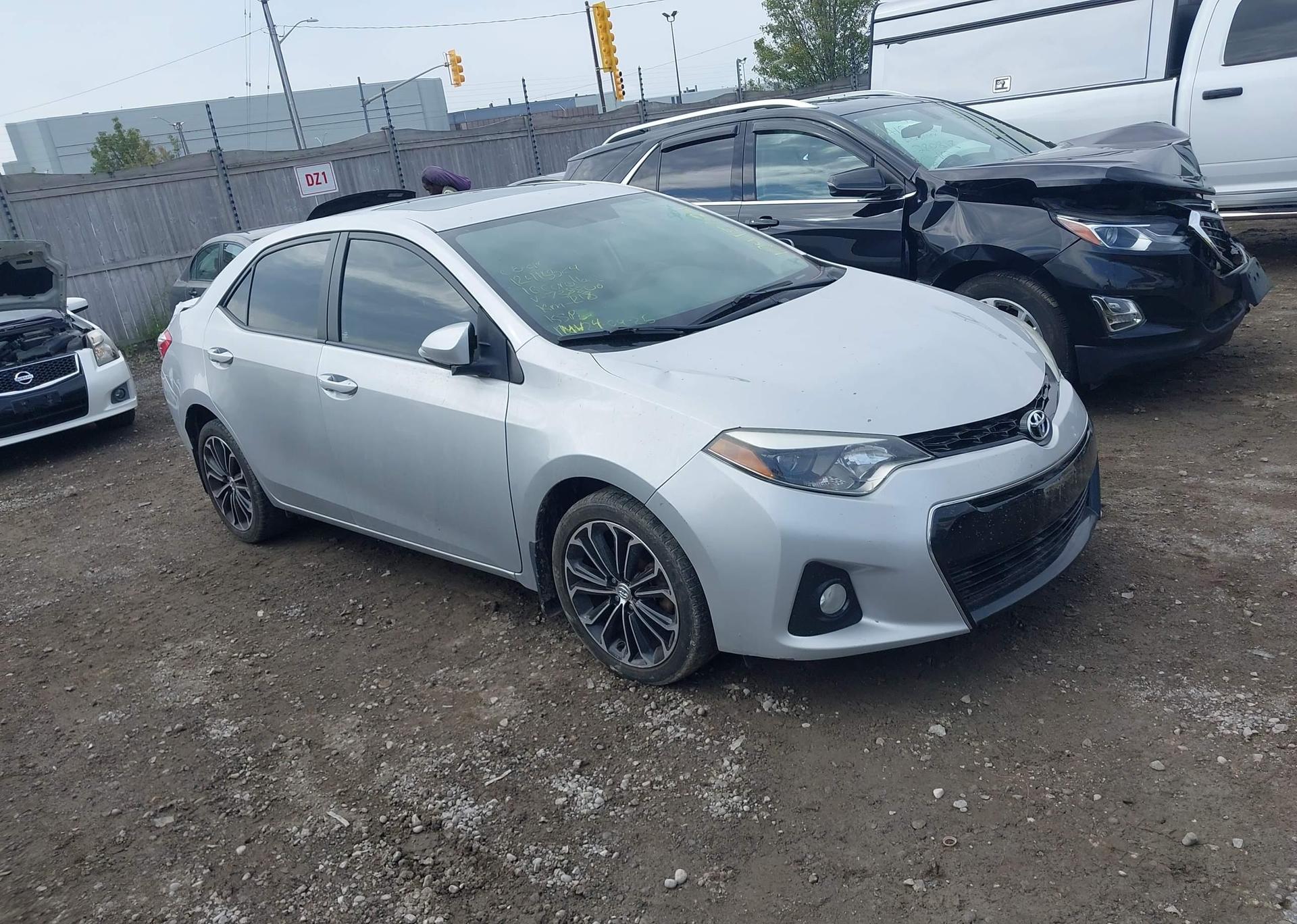 2016 TOYOTA COROLLA S