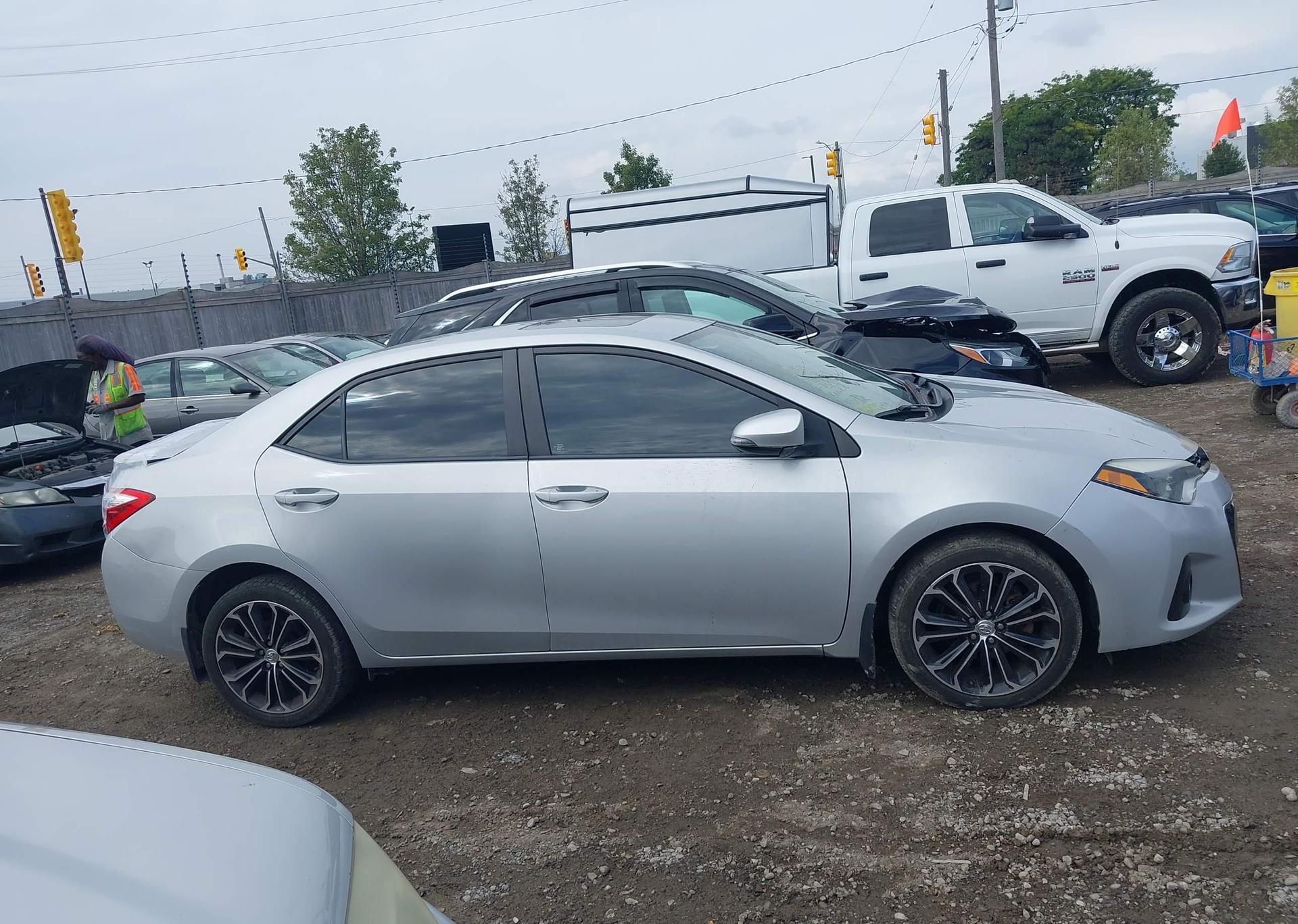 2016 TOYOTA COROLLA S