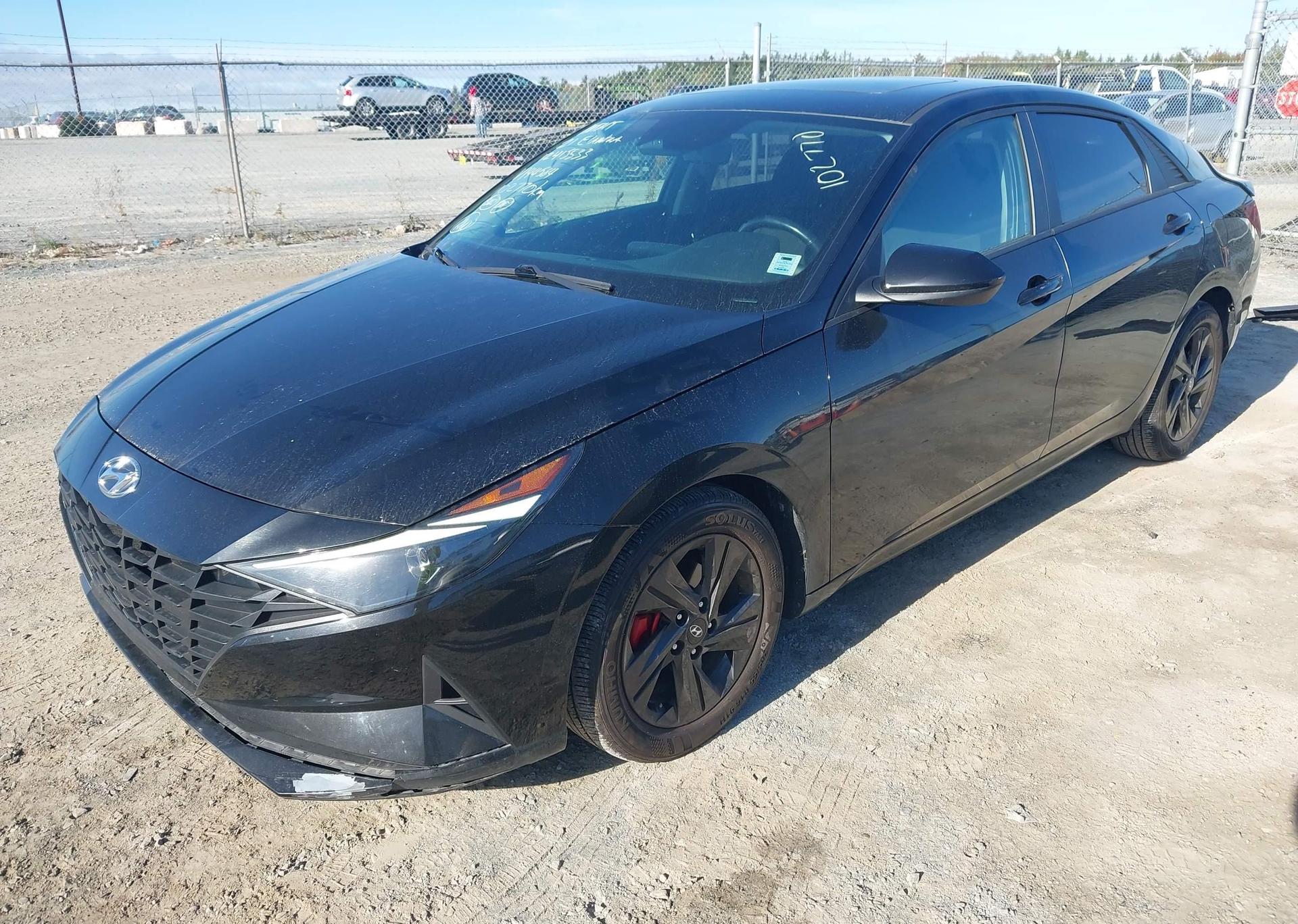 2021 HYUNDAI ELANTRA PREFERRED IVT WITH SUN AND TECH PACKAGE