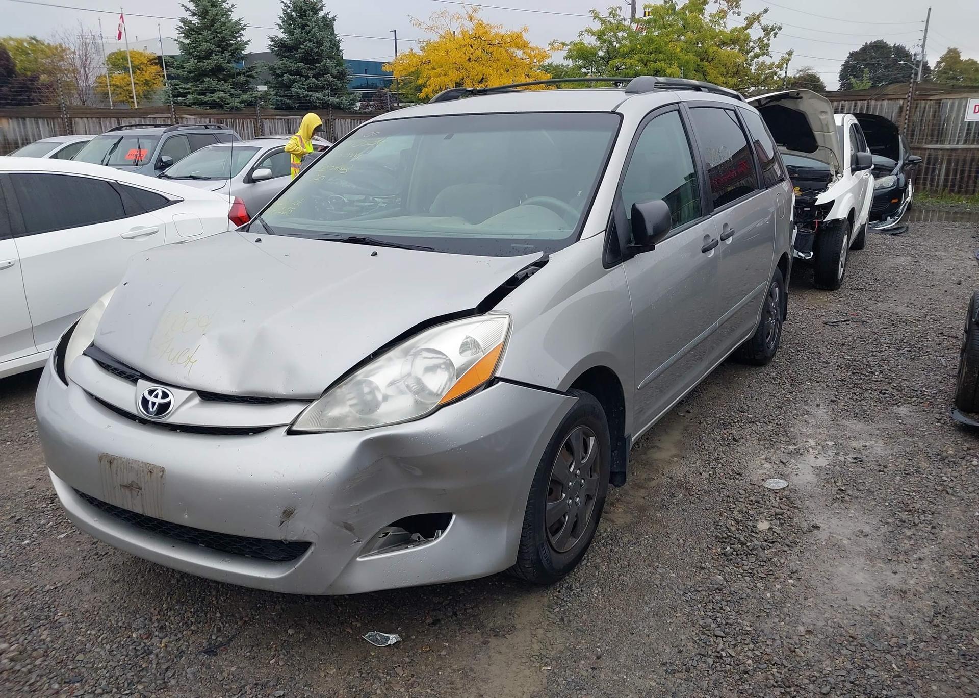 2006 TOYOTA SIENNA CE 7 PASSENGER