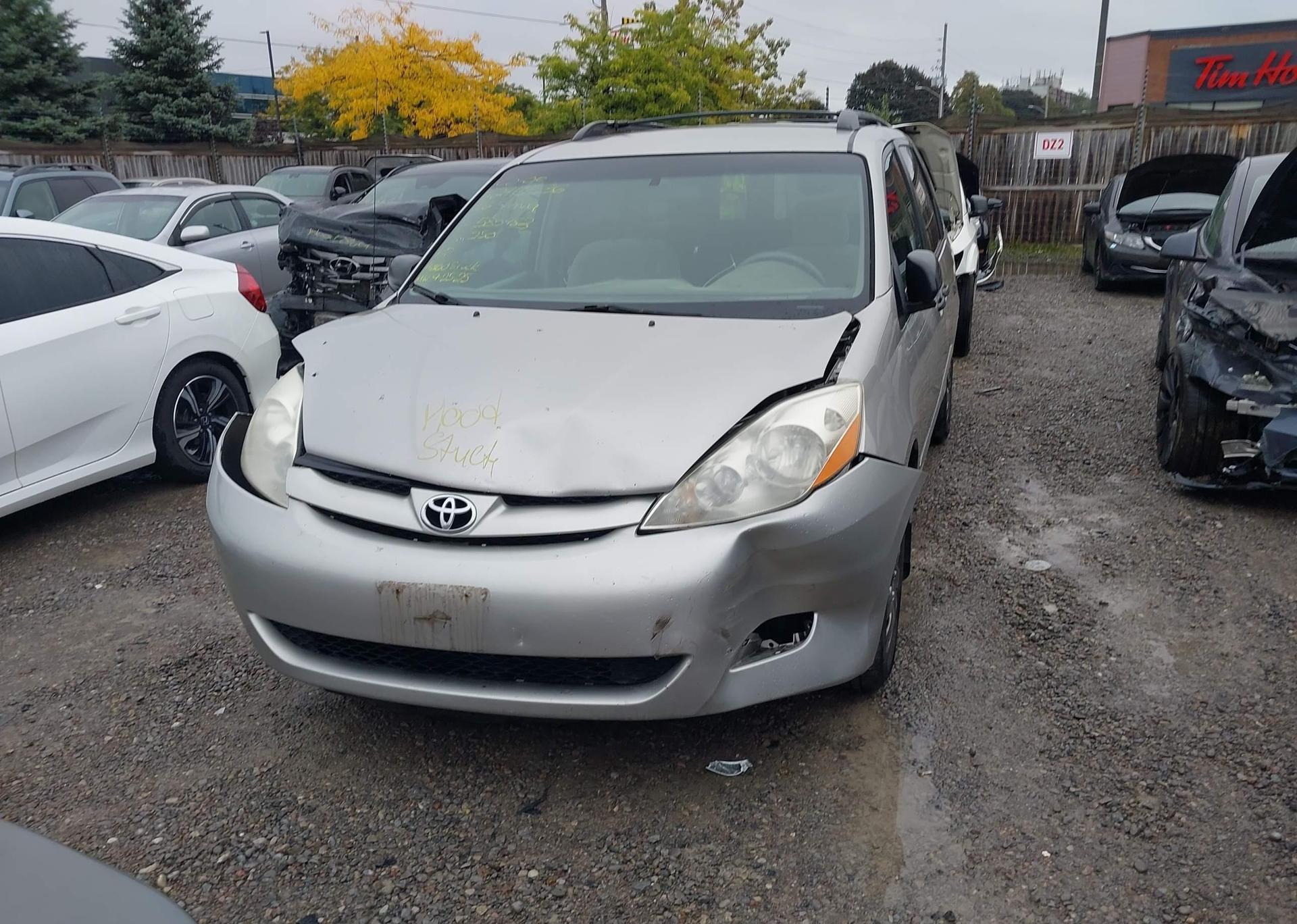 2006 TOYOTA SIENNA CE 7 PASSENGER