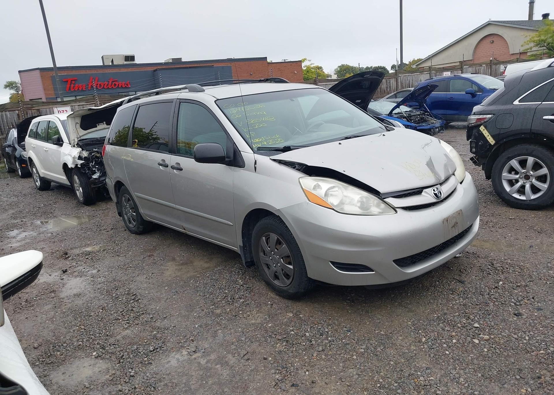 2006 TOYOTA SIENNA CE 7 PASSENGER