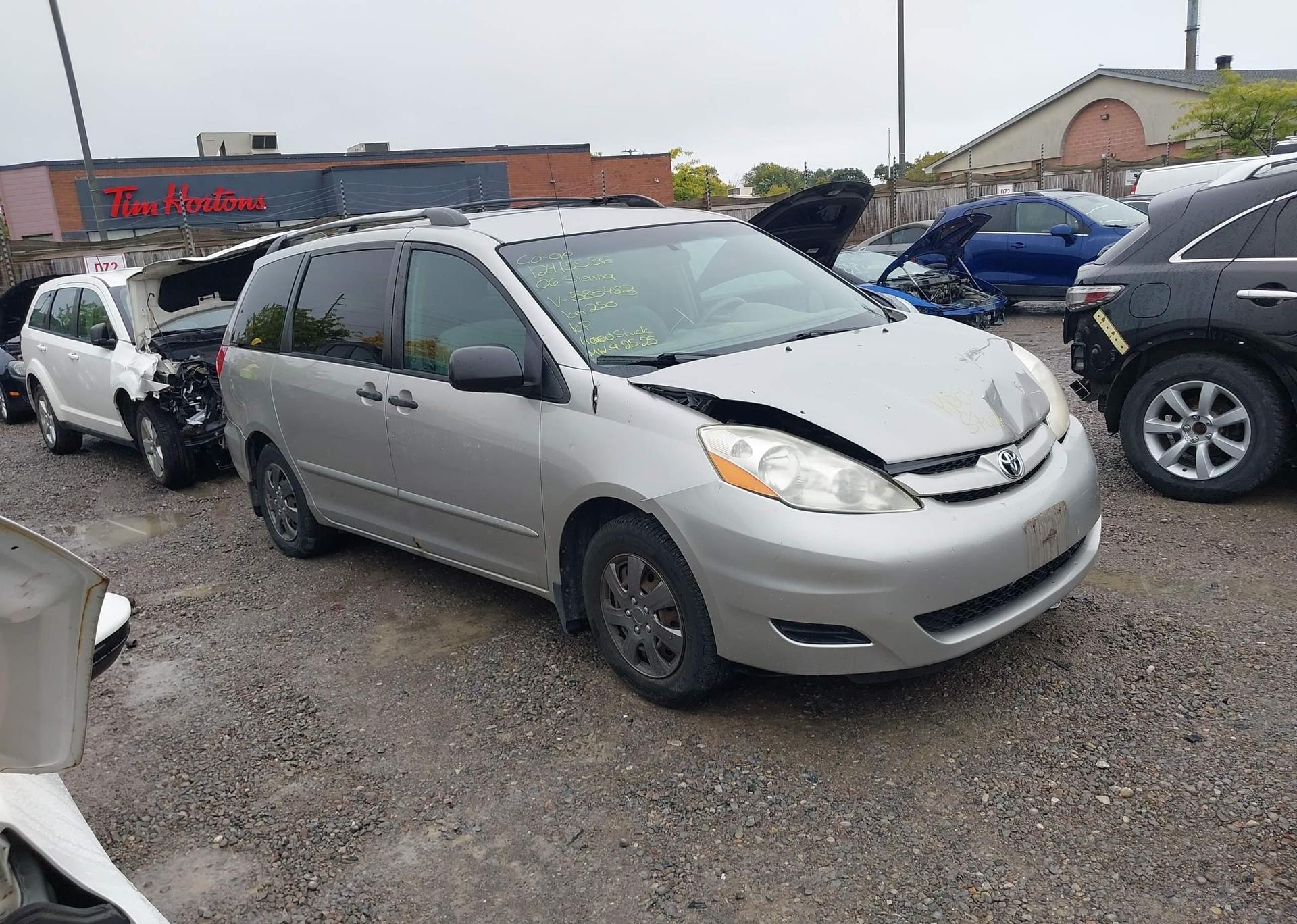 2006 TOYOTA SIENNA CE 7 PASSENGER