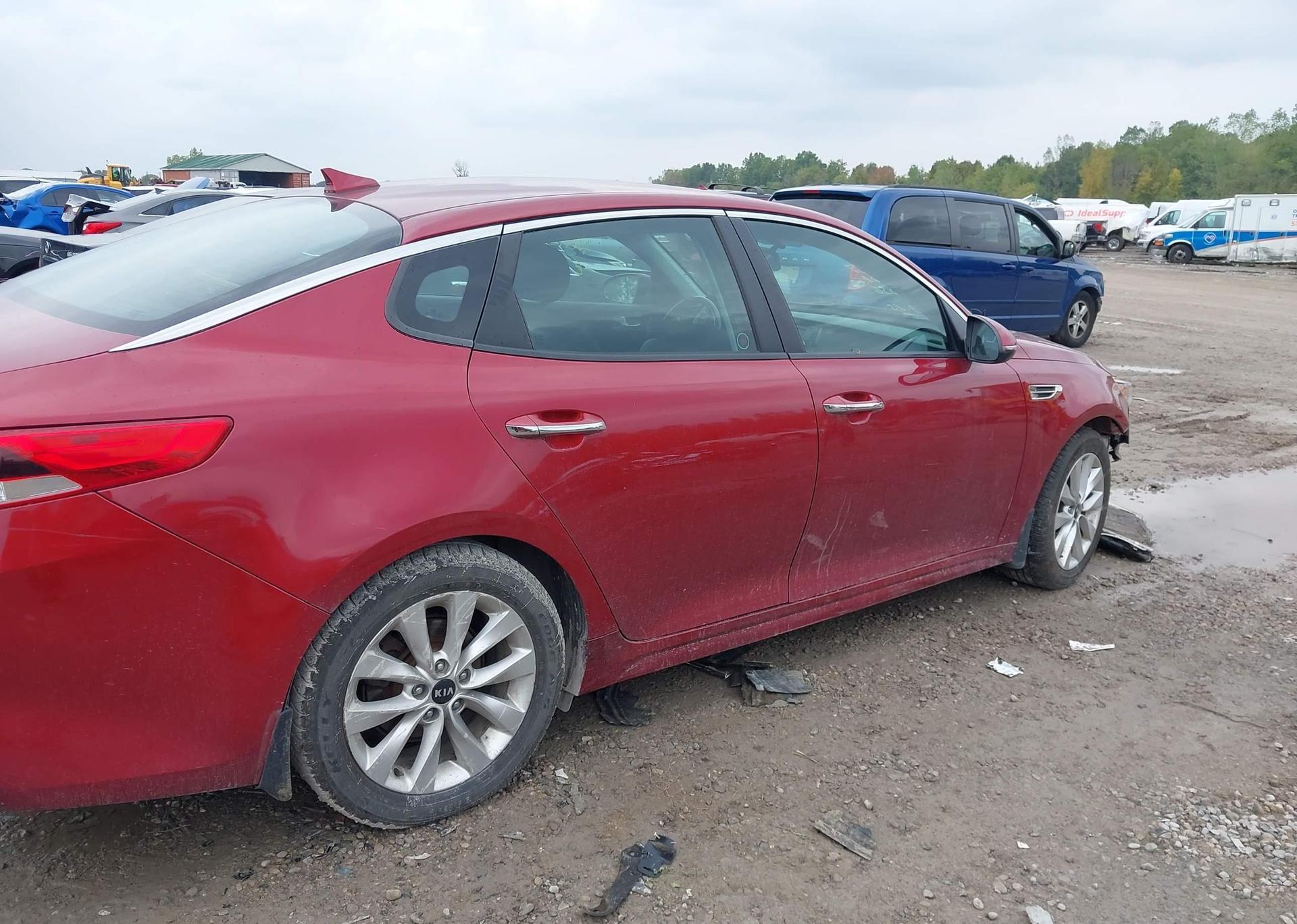 2017 KIA OPTIMA LX