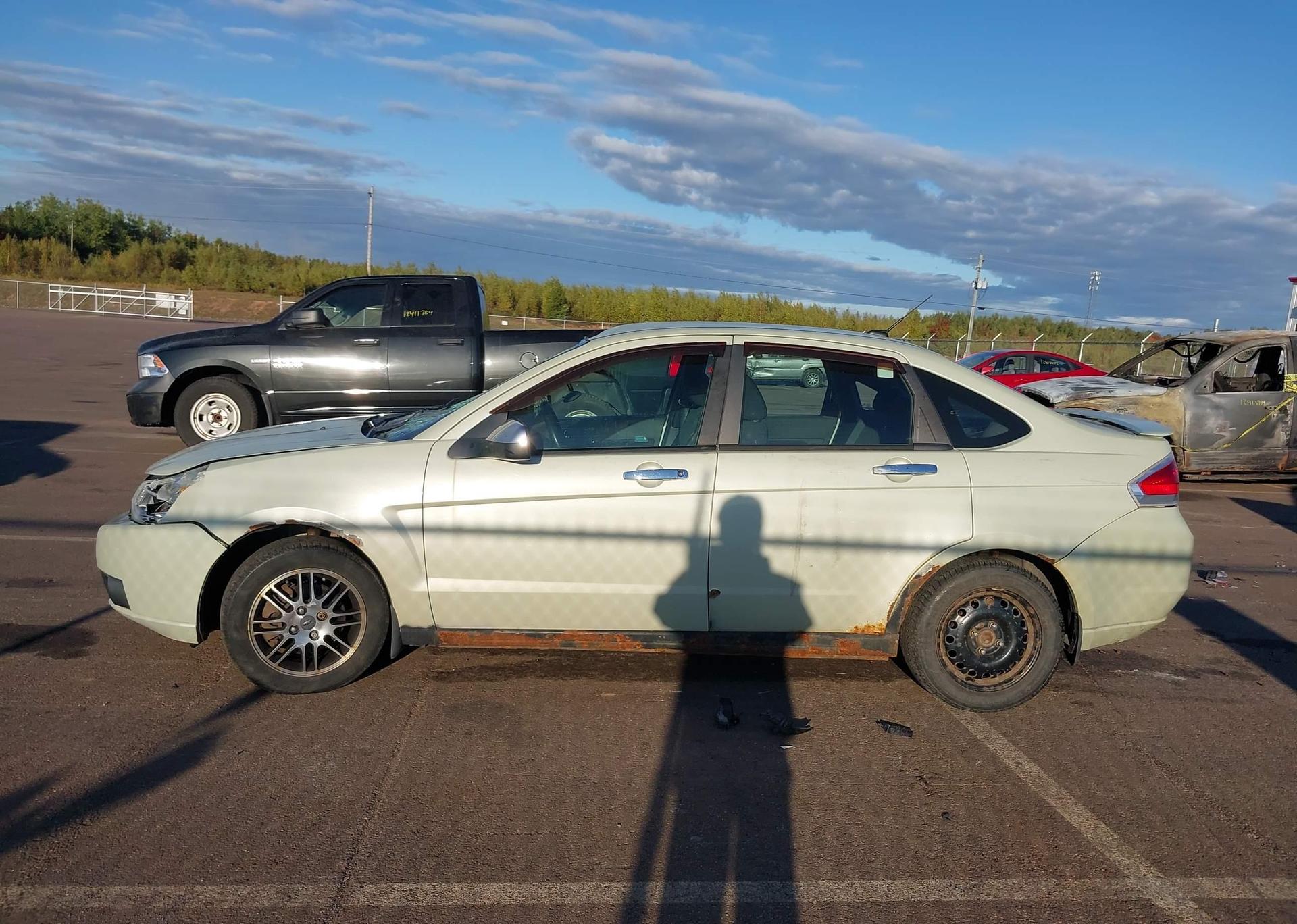 2010 FORD FOCUS SE