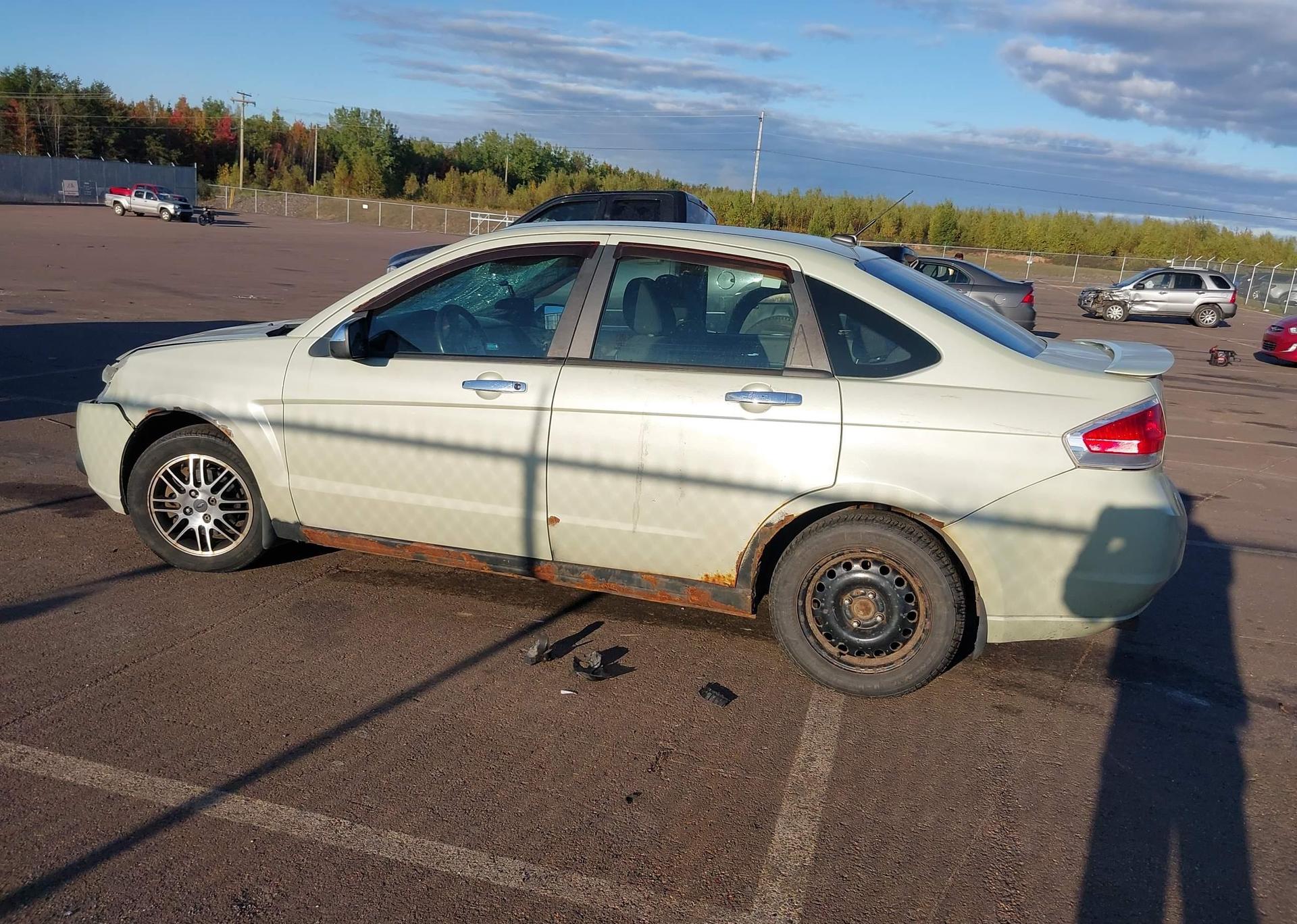 2010 FORD FOCUS SE