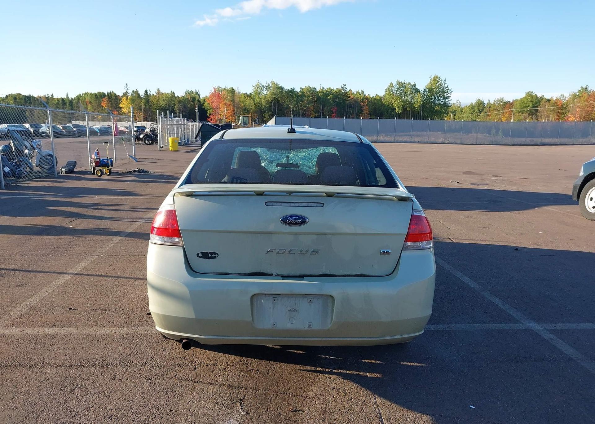 2010 FORD FOCUS SE