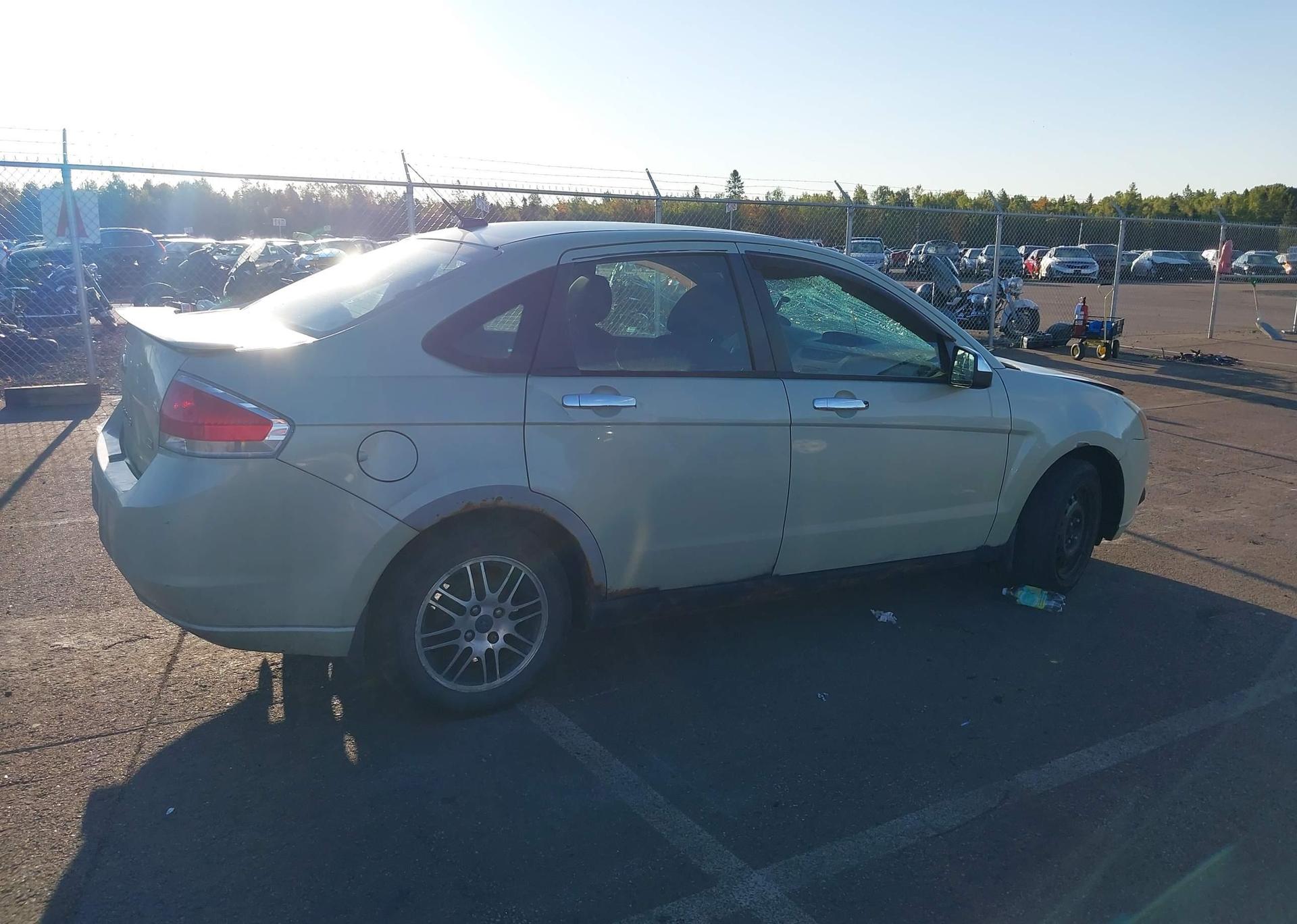 2010 FORD FOCUS SE