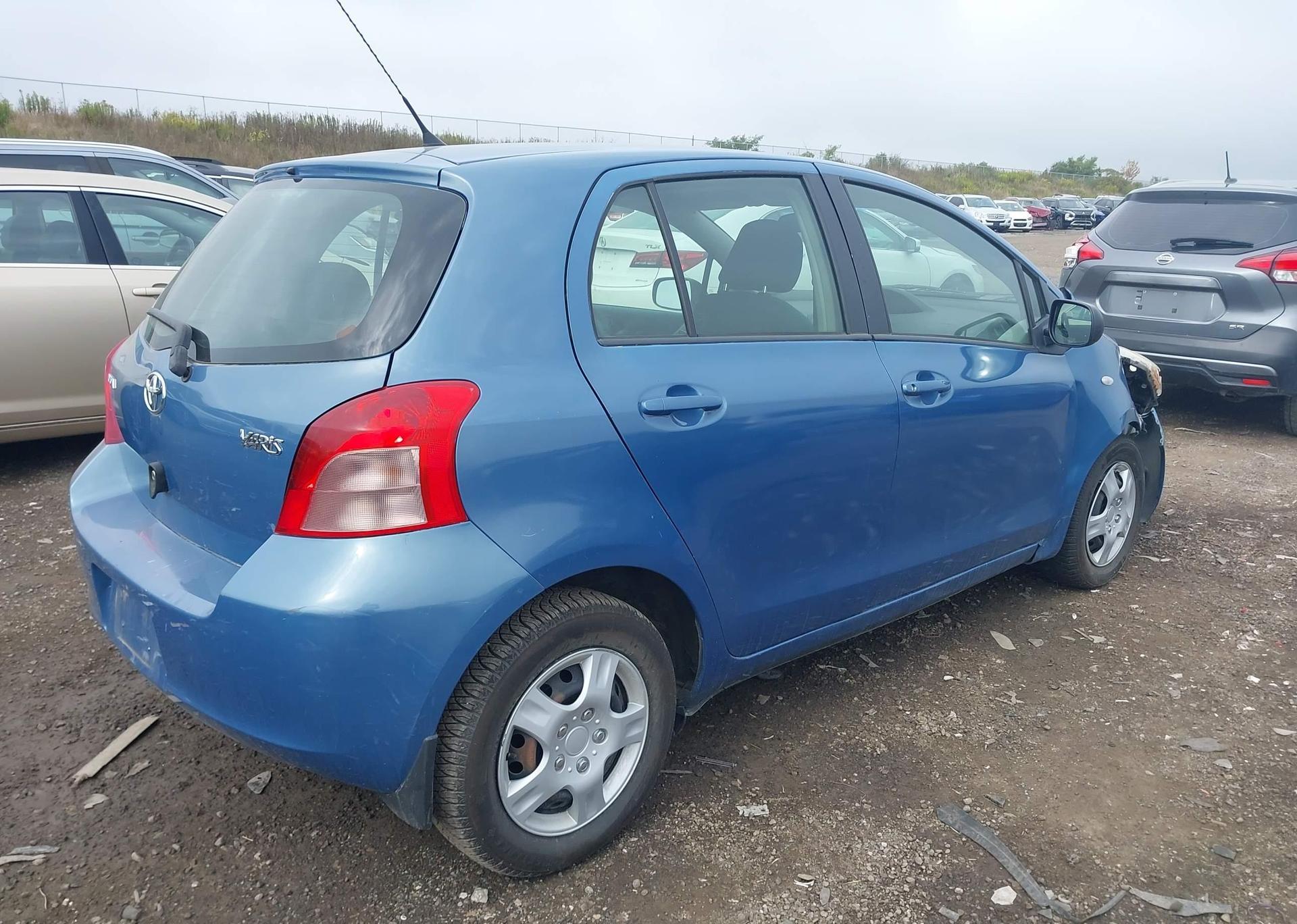 2007 TOYOTA YARIS LE